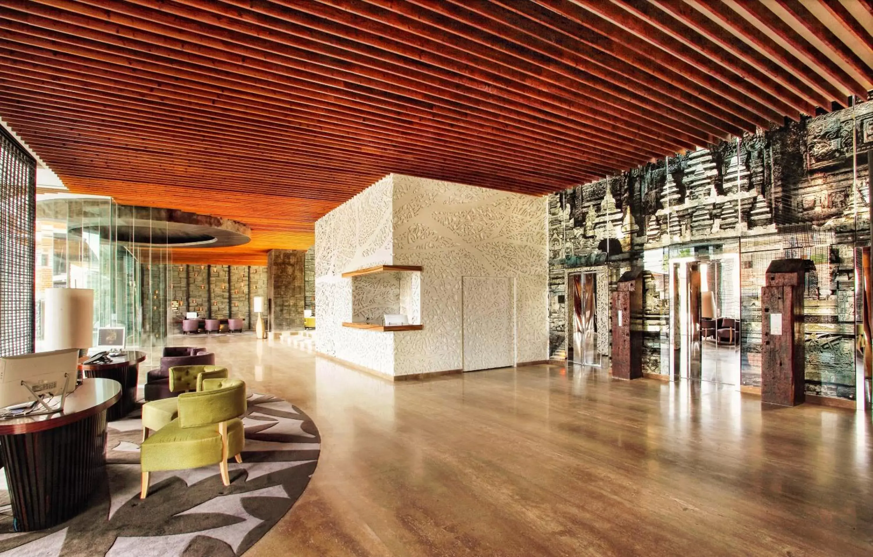 Lobby or reception in TS SUITES Seminyak Bali