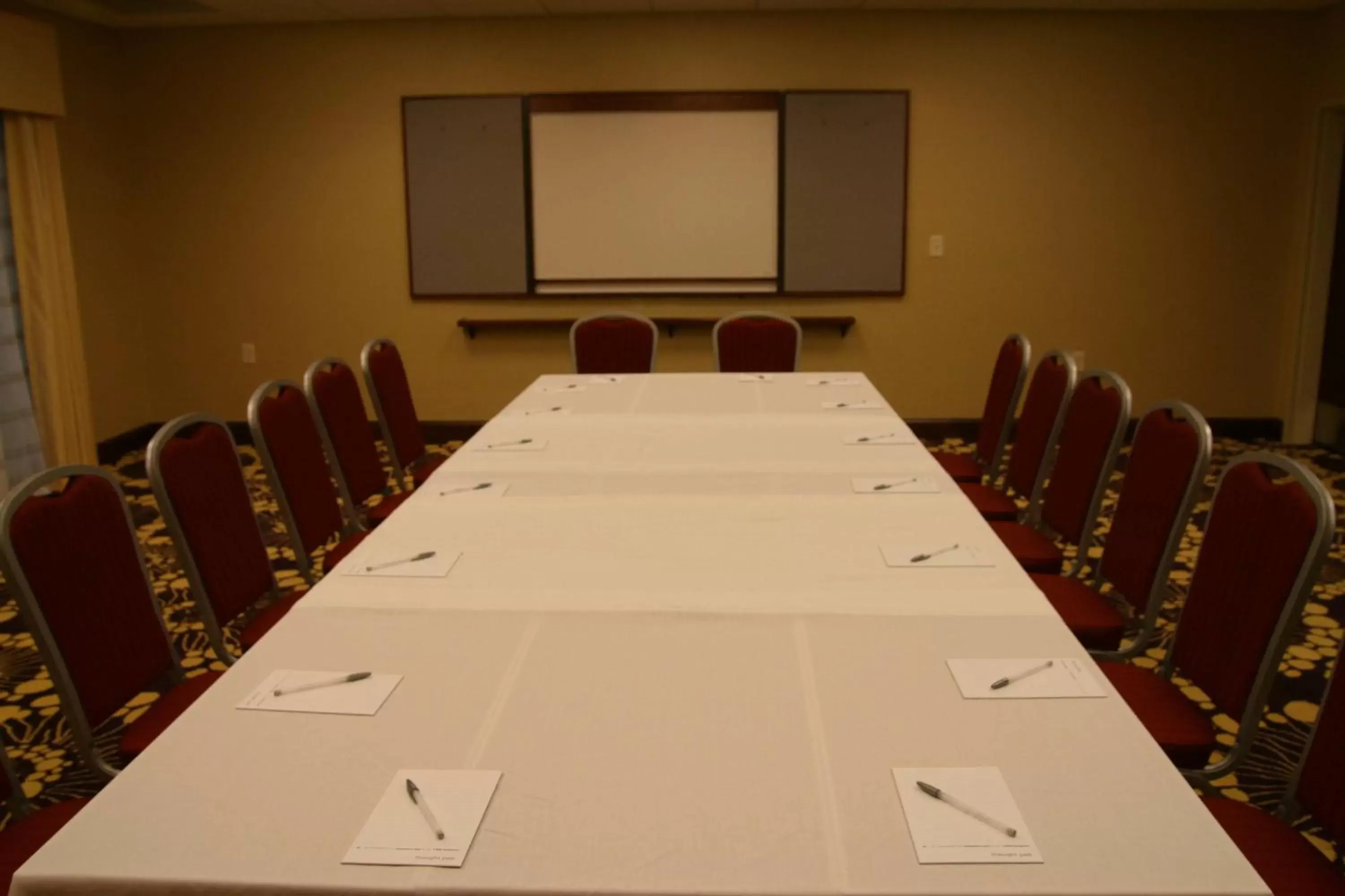 Meeting/conference room in Hampton Inn Richmond - Airport