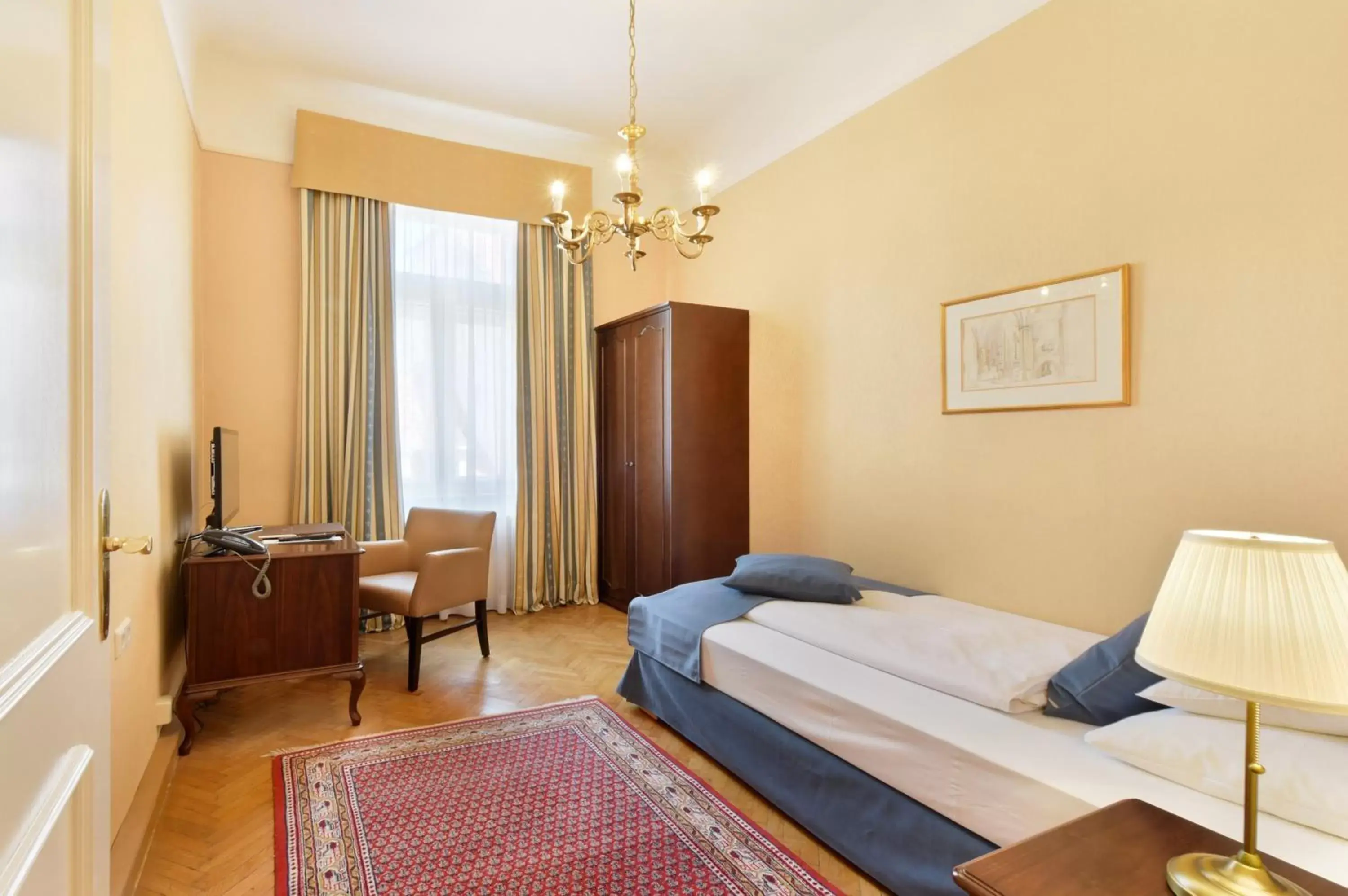 Classic Single Room - single occupancy in Palais Hotel Erzherzog Johann