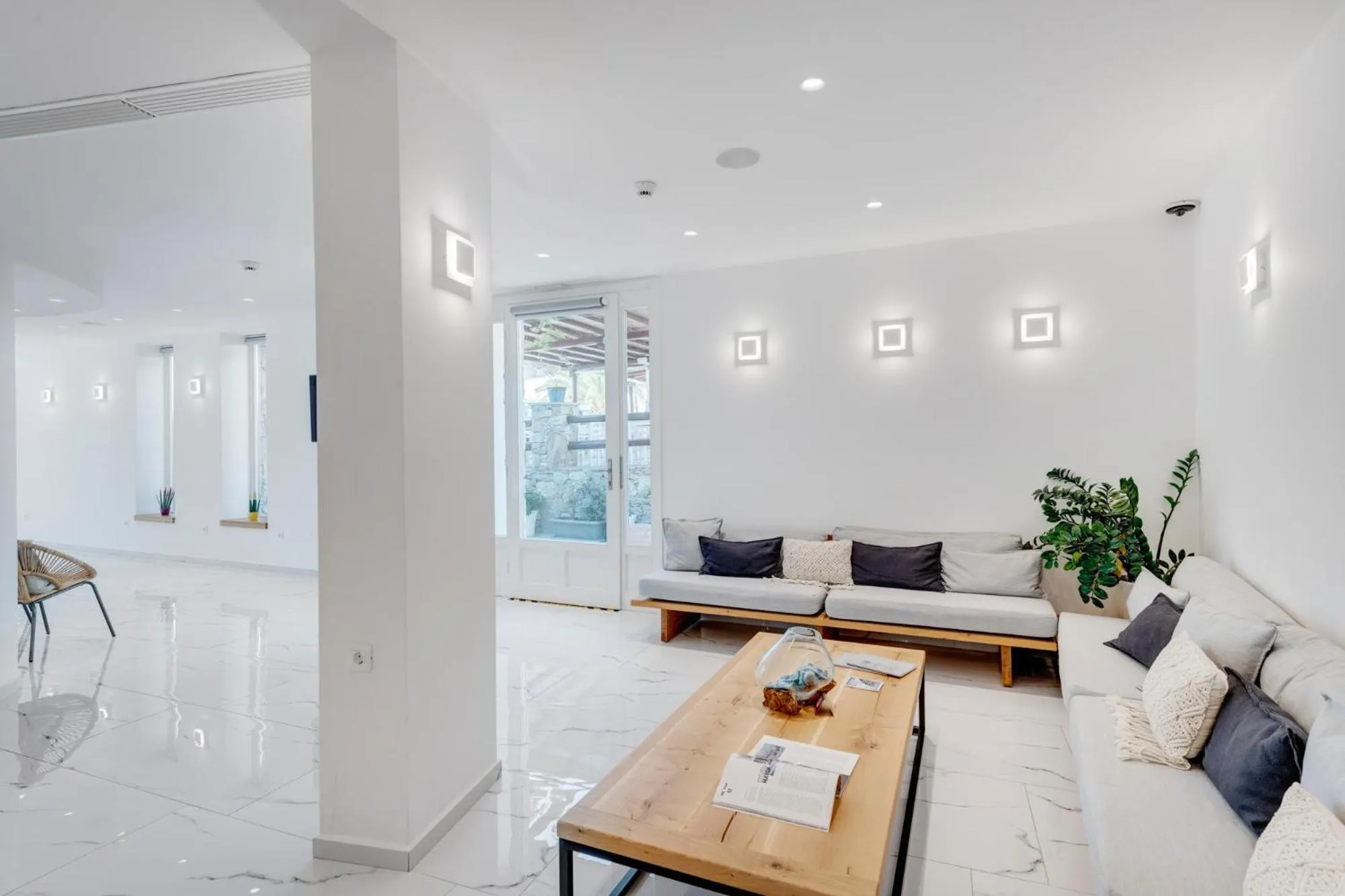 Lobby or reception in Makis Place