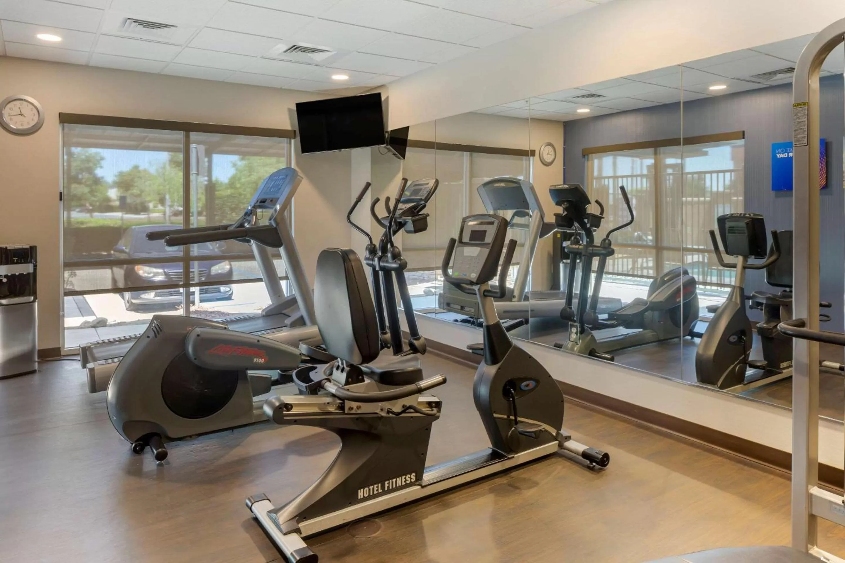 Fitness centre/facilities in Comfort Suites Ontario Airport Convention Center