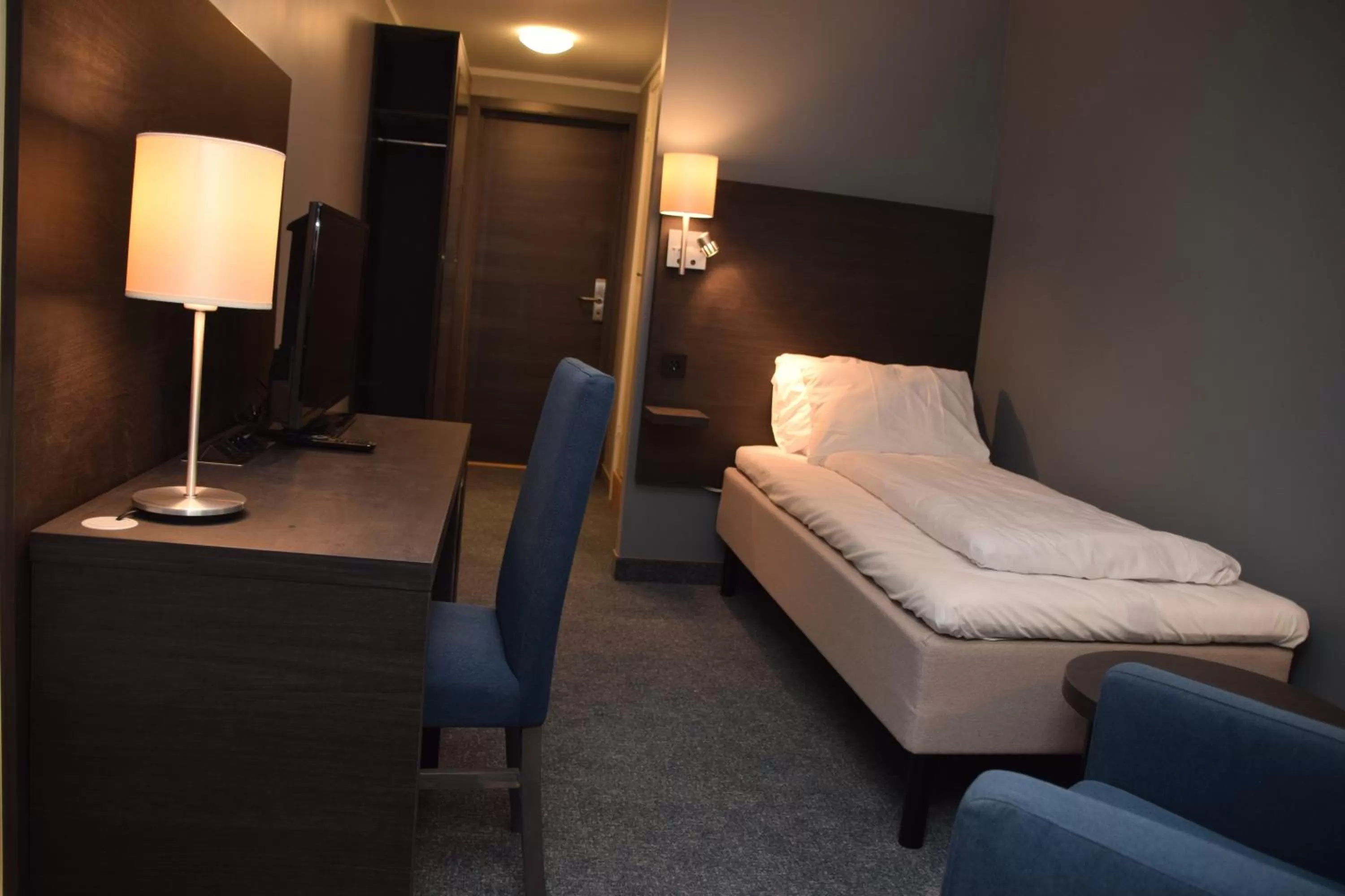 Bedroom, Bed in Thon Partner Hotel Måløy