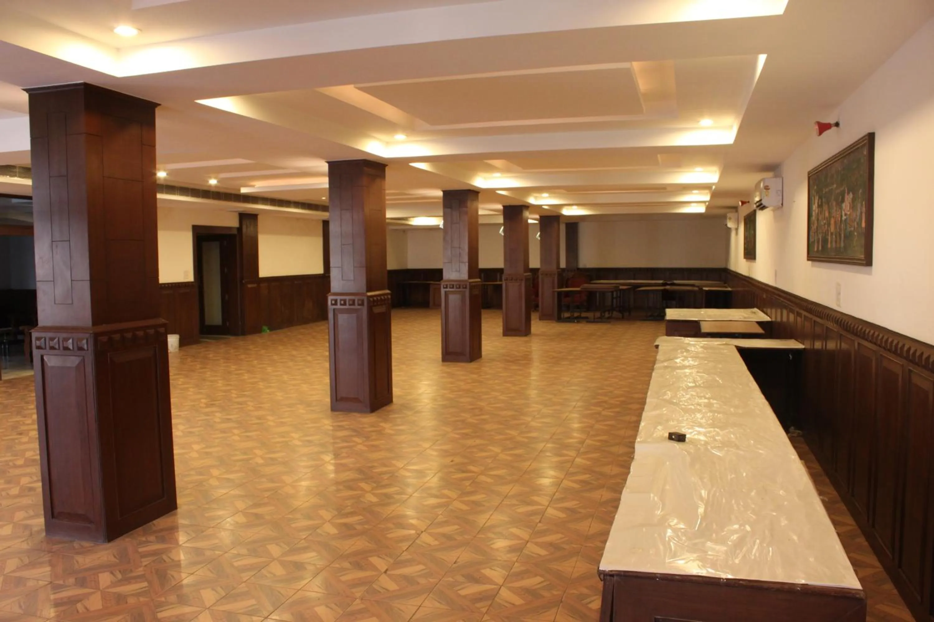 Banquet/Function facilities in Hotel Kamla Palace