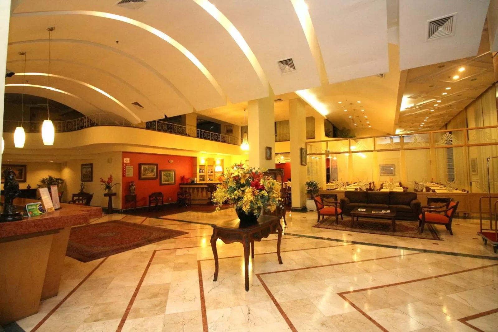 Lobby or reception in Carlton Plaza São José dos Campos