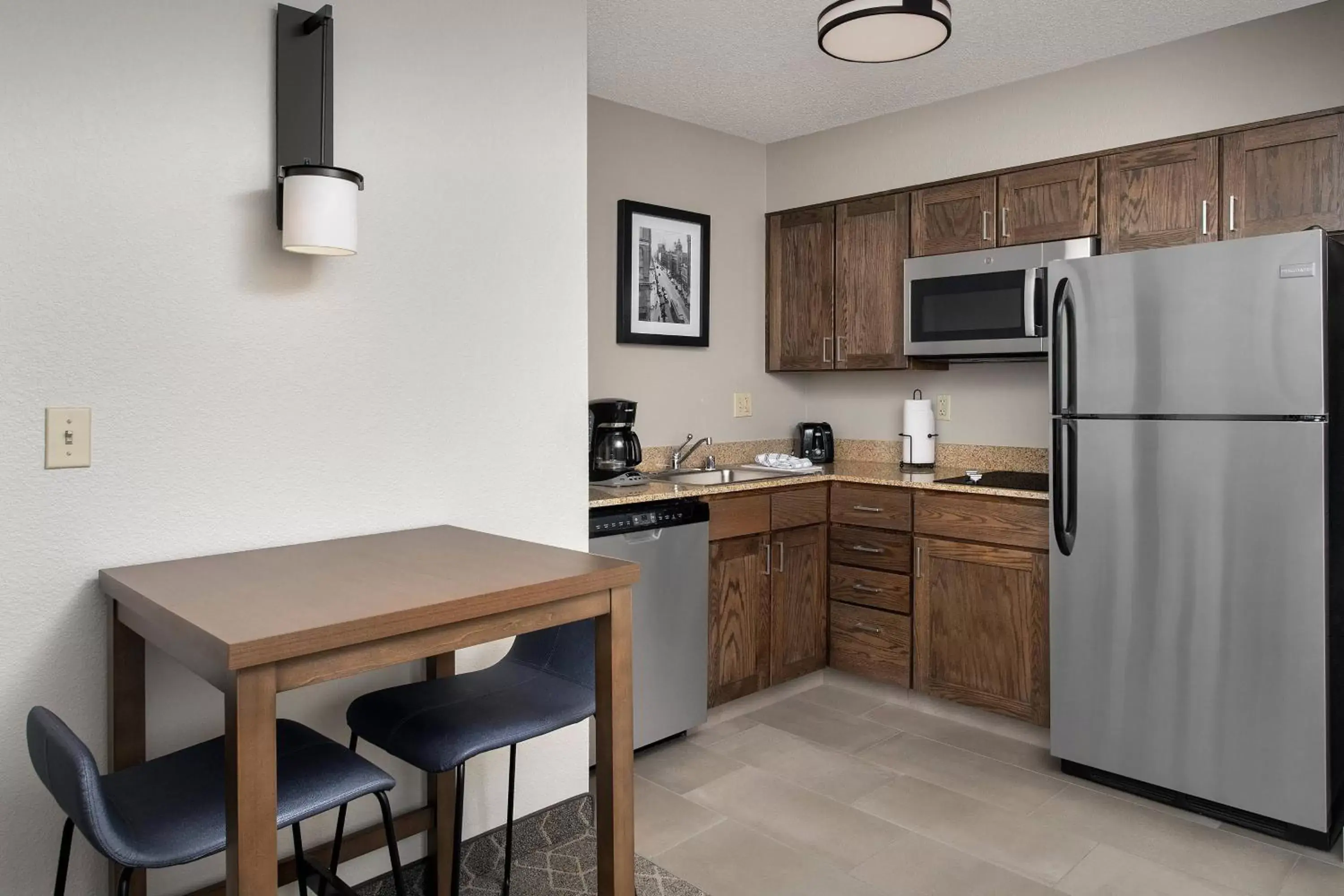 Bedroom, Kitchen/Kitchenette in Residence Inn Denver South/Park Meadows Mall