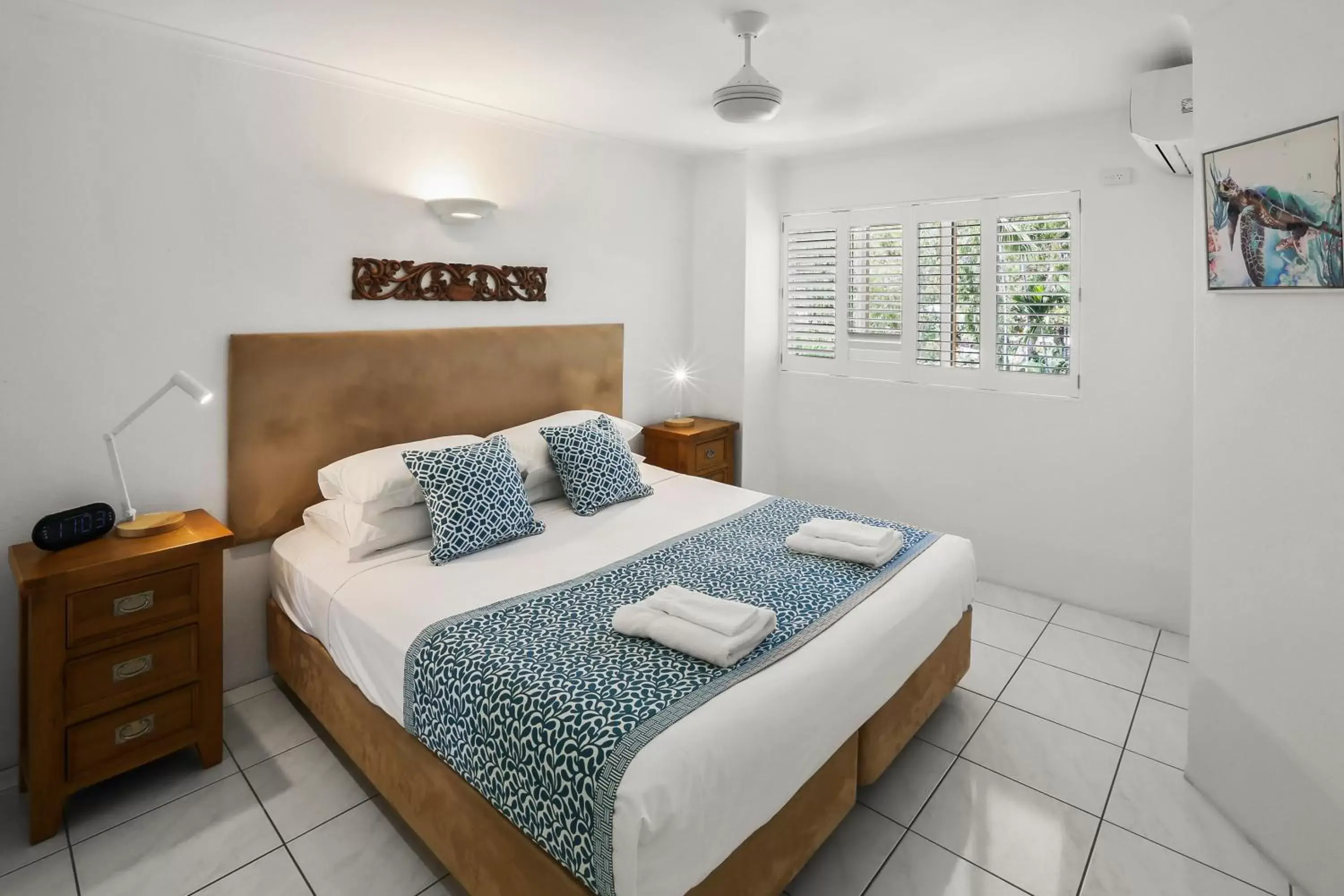 Bedroom, Bed in Agincourt Beachfront Apartments