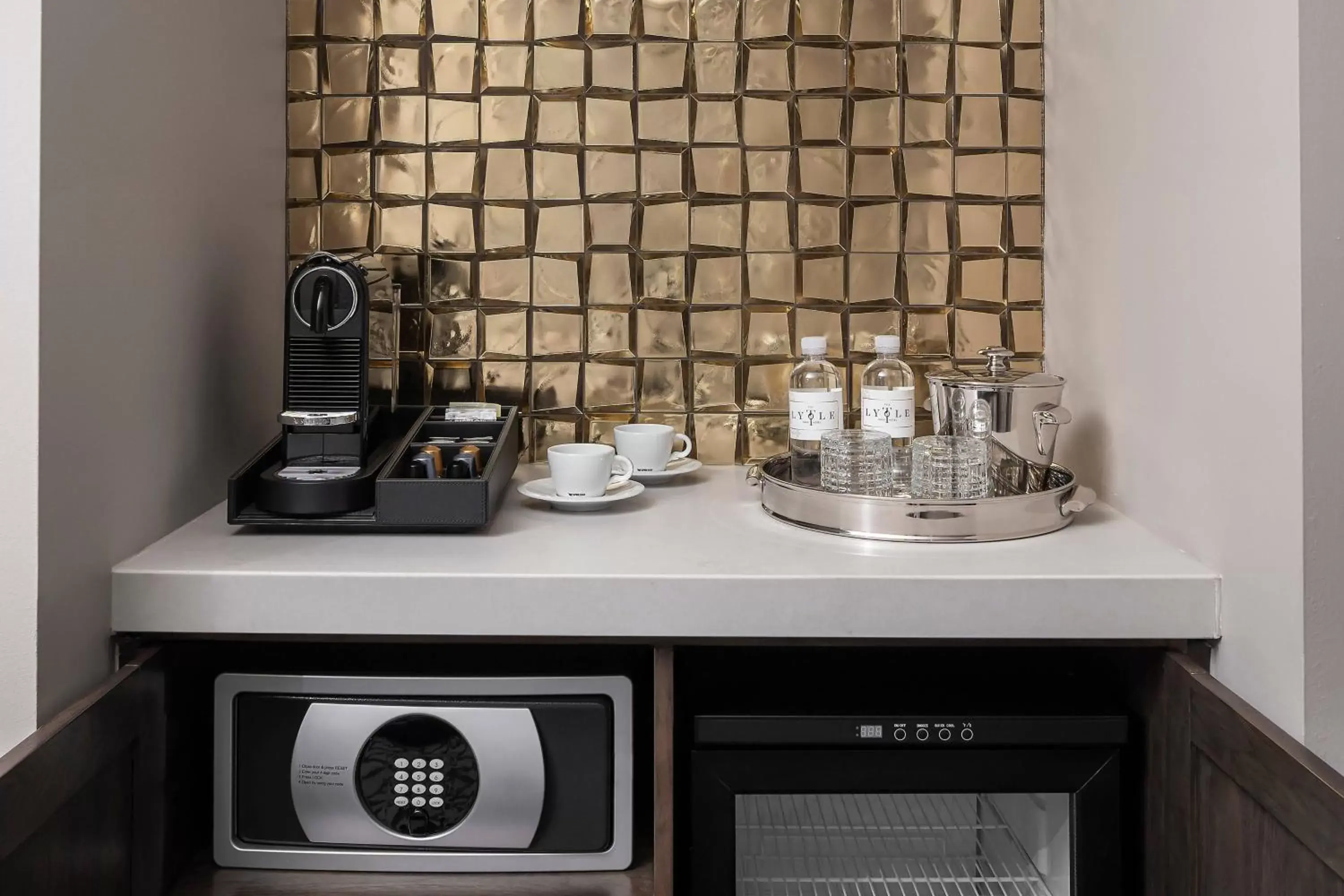 King Room - Hearing Accessible in The Lytle Park Hotel, Autograph Collection King Room - Hearing Accessible in The Lytle Park Hotel, Autograph Collection