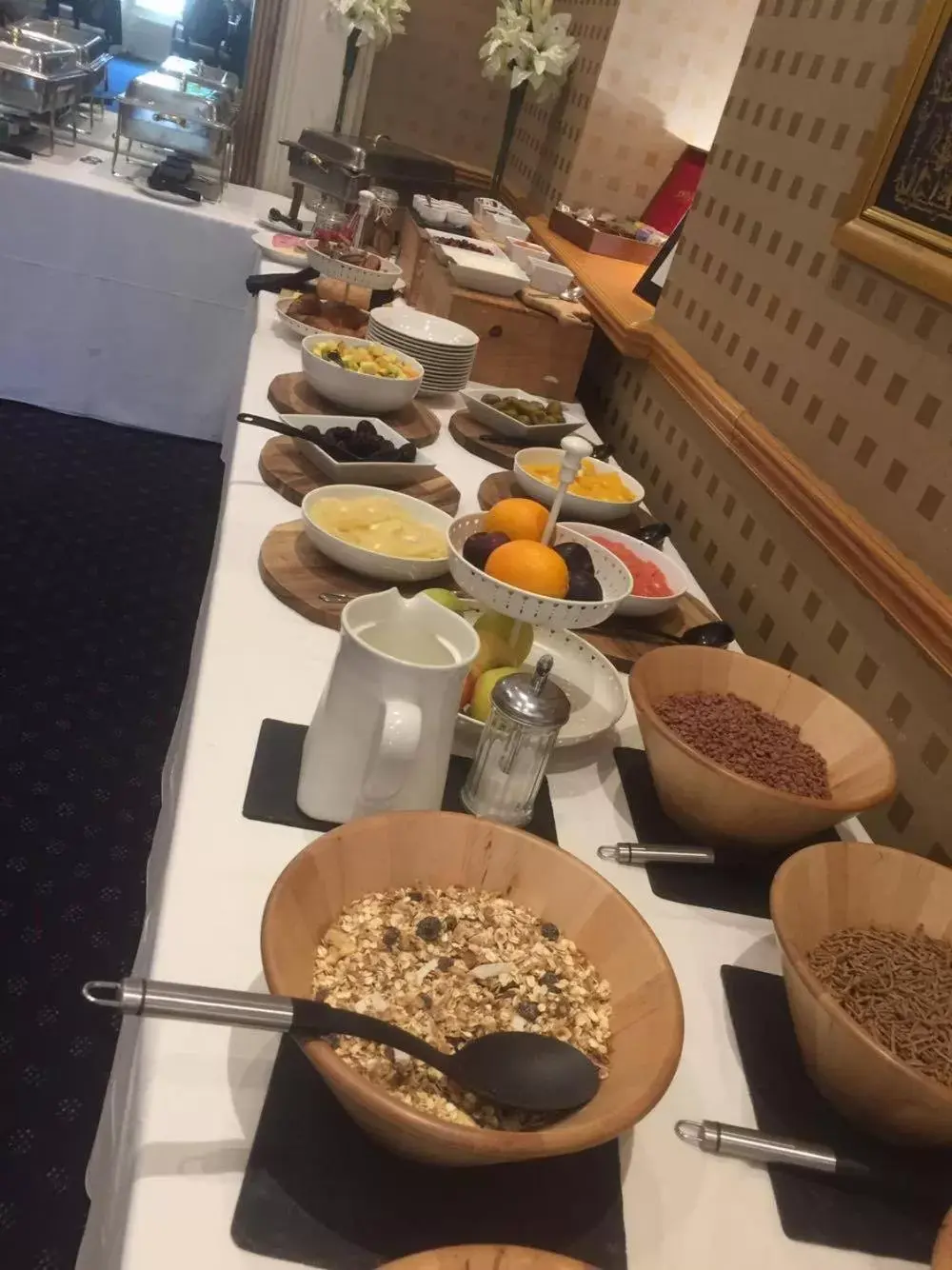 Breakfast in The Grange Manor Breakfast in The Grange Manor