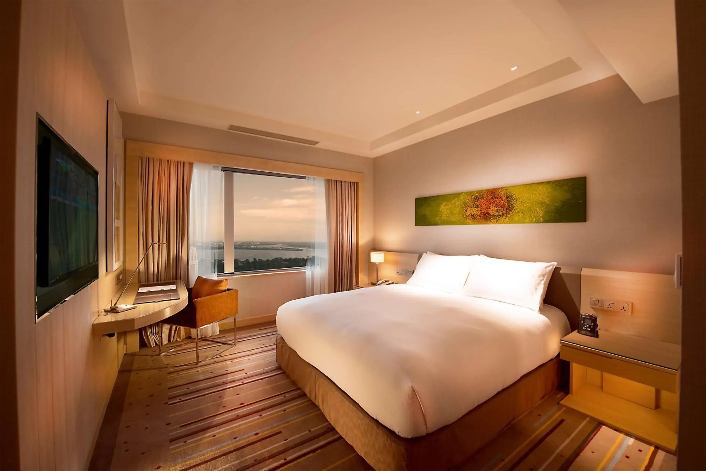 Bed in DoubleTree by Hilton Johor Bahru