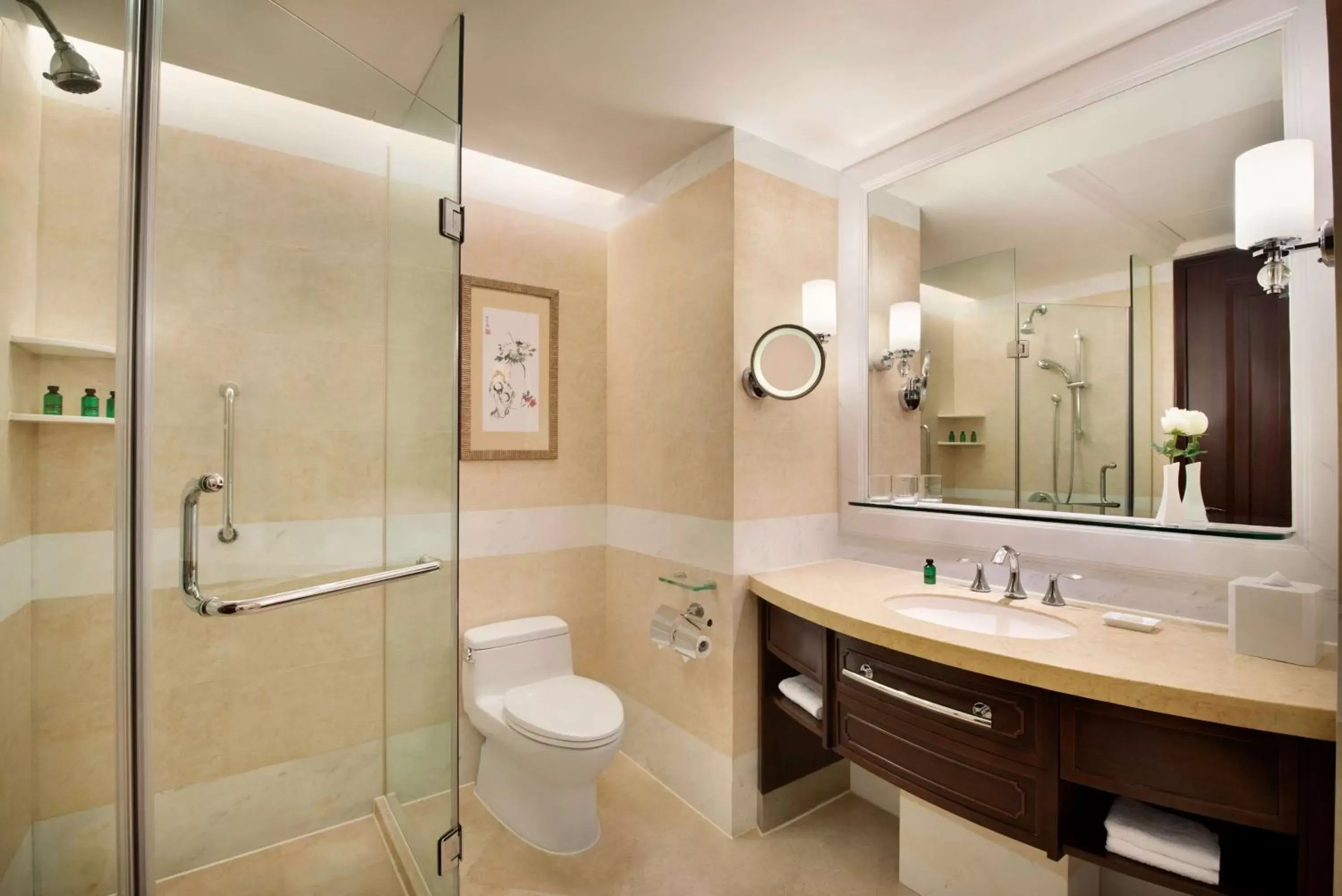 Bathroom in Shangri-La Guilin