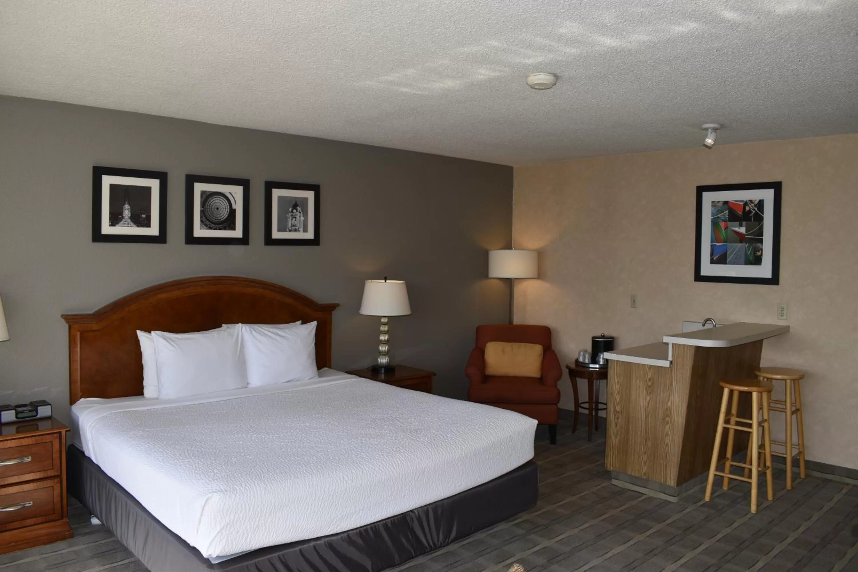 Bed in Inn at the Convention Center