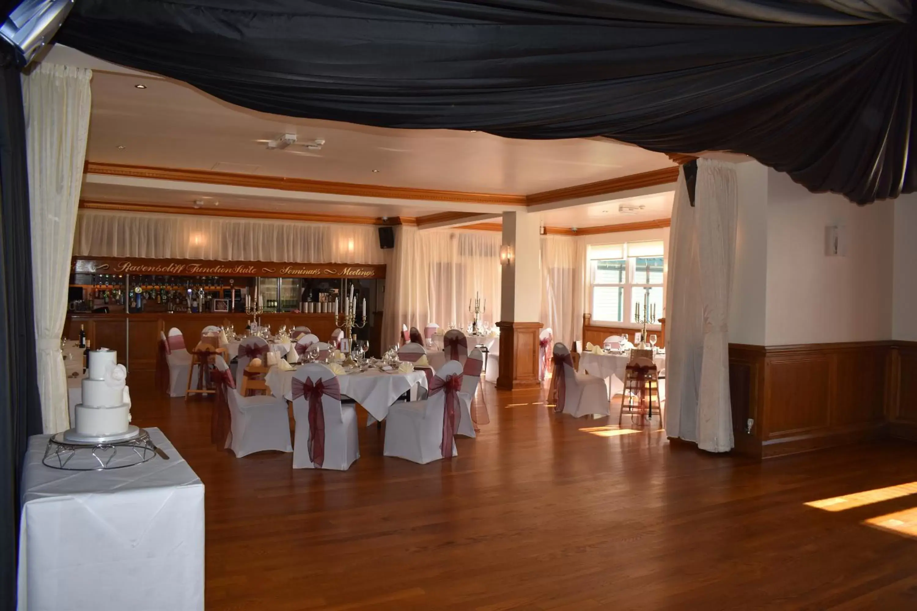 Photo of the whole room, Restaurant/Places to Eat in The Pegwell Bay Hotel