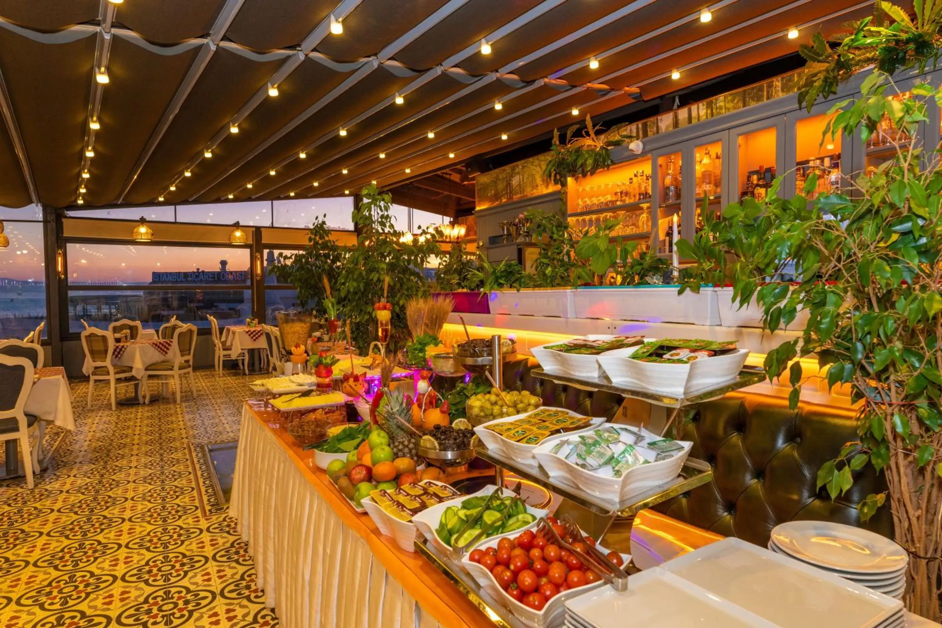 Restaurant/places to eat in Alpek Hotel Restaurant/places to eat in Alpek Hotel