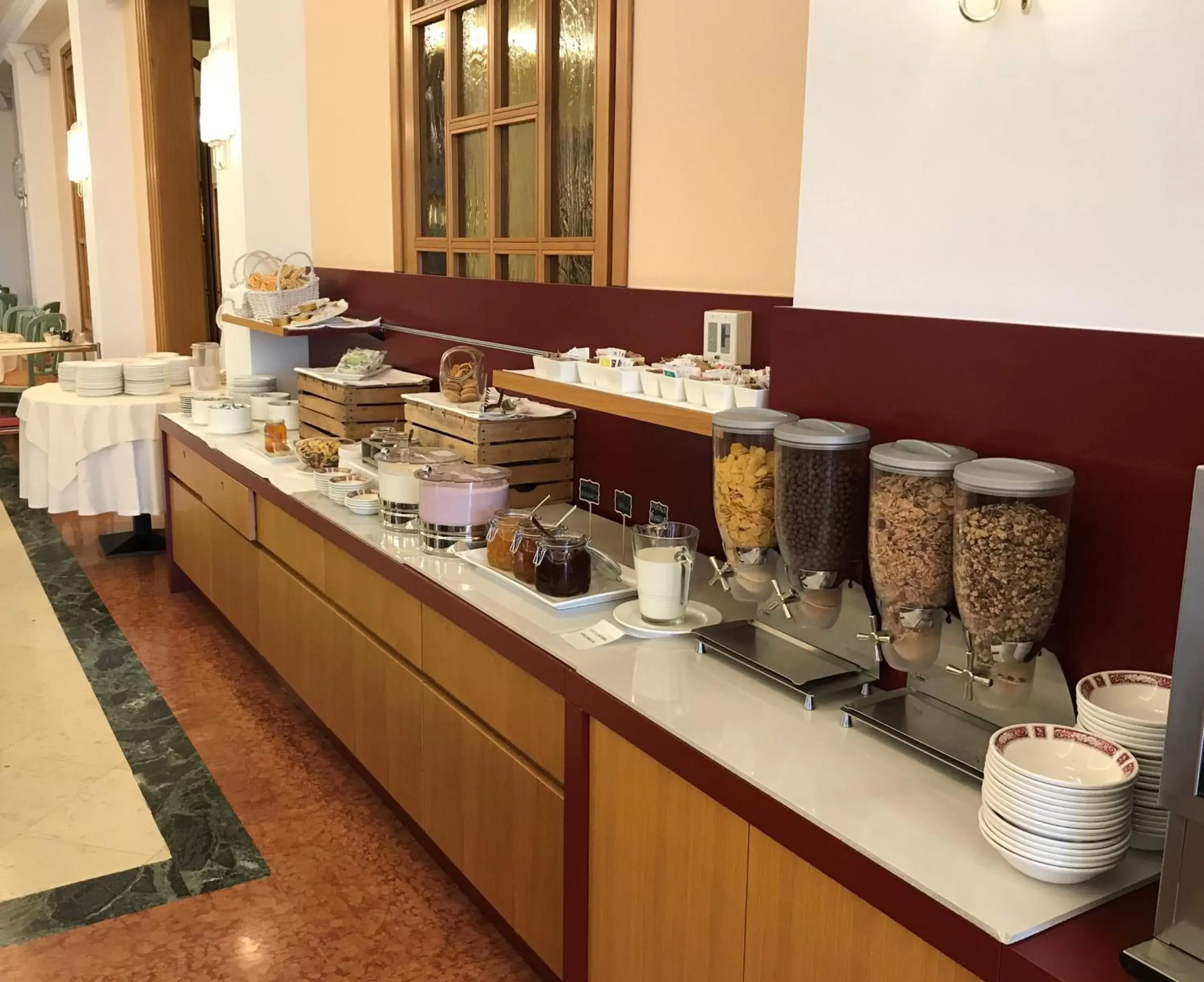 Buffet breakfast in Hotel Terme Millepini