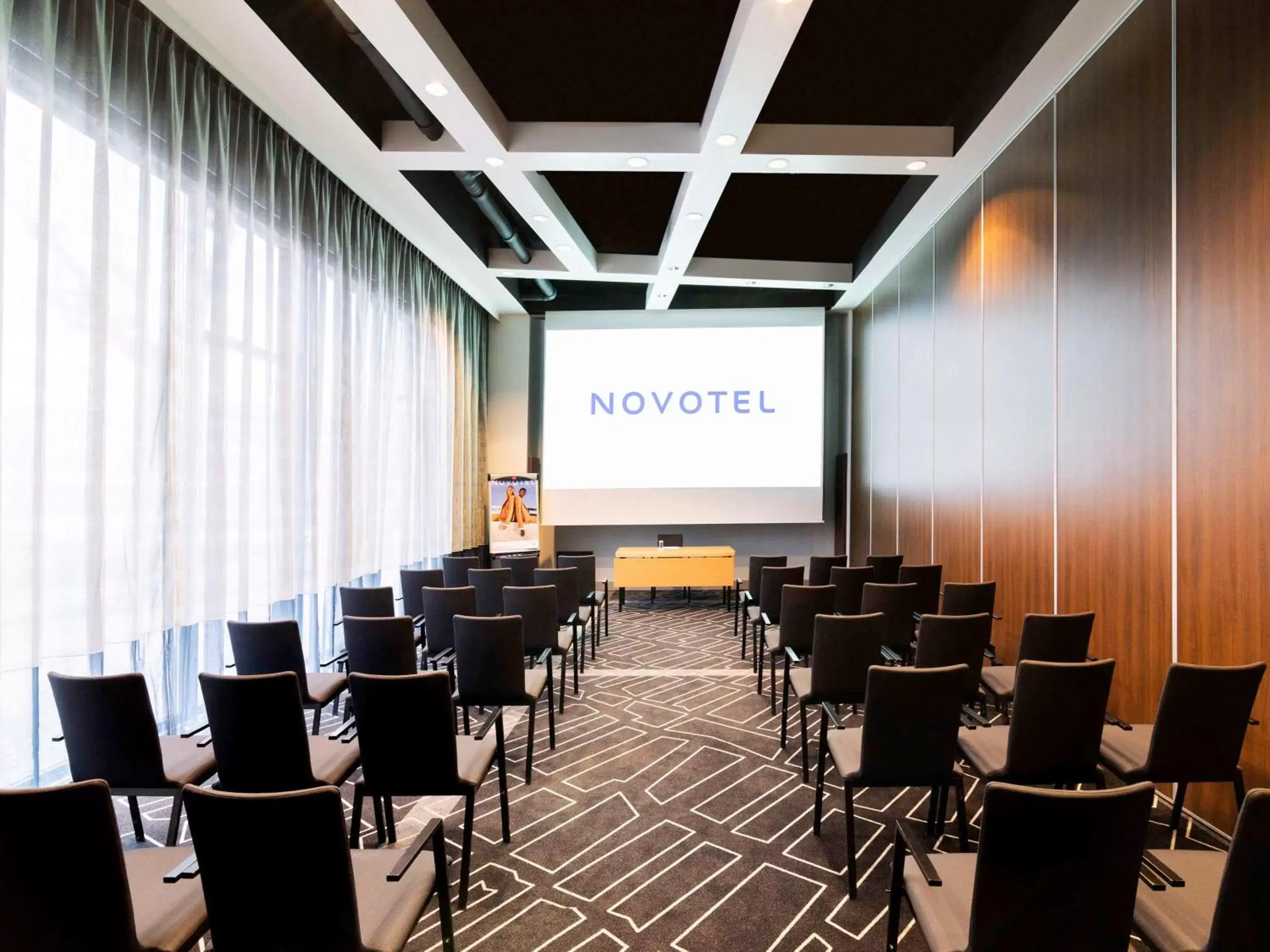 Meeting/conference room in Novotel Amsterdam City