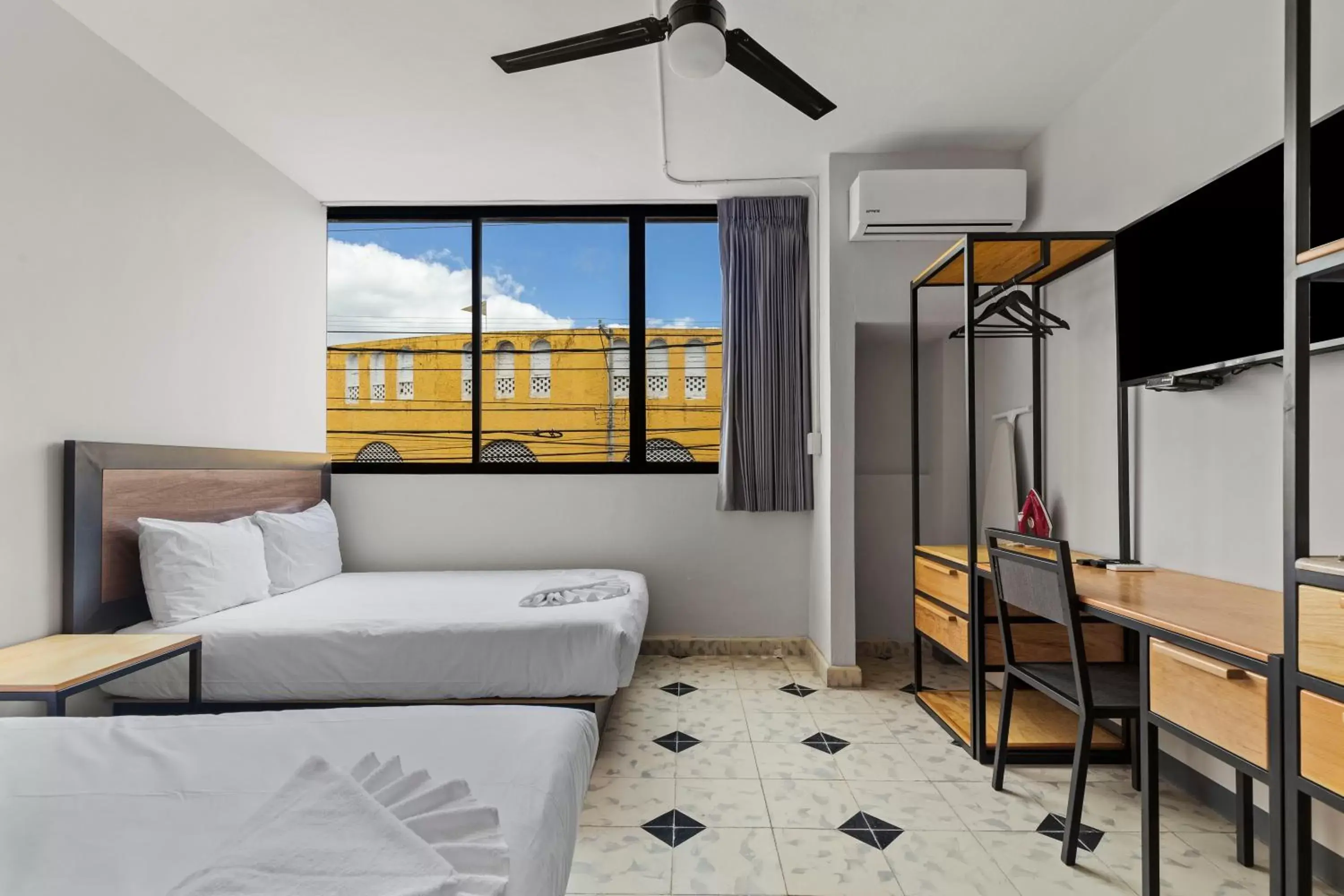 Double Room in Suites Reforma by HomiRent Double Room in Suites Reforma by HomiRent