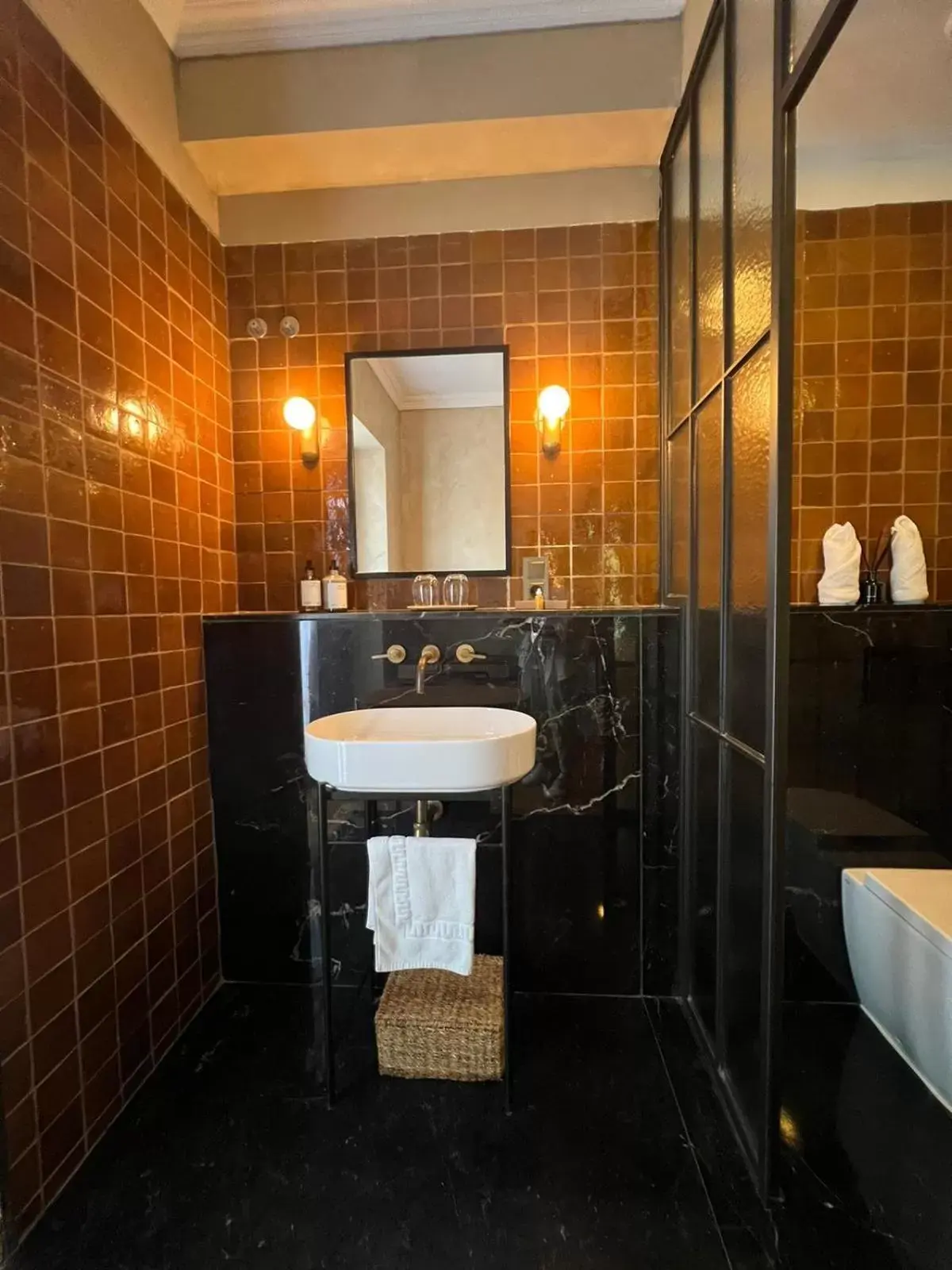 Bathroom in Boutique Hotel Mendi Argia