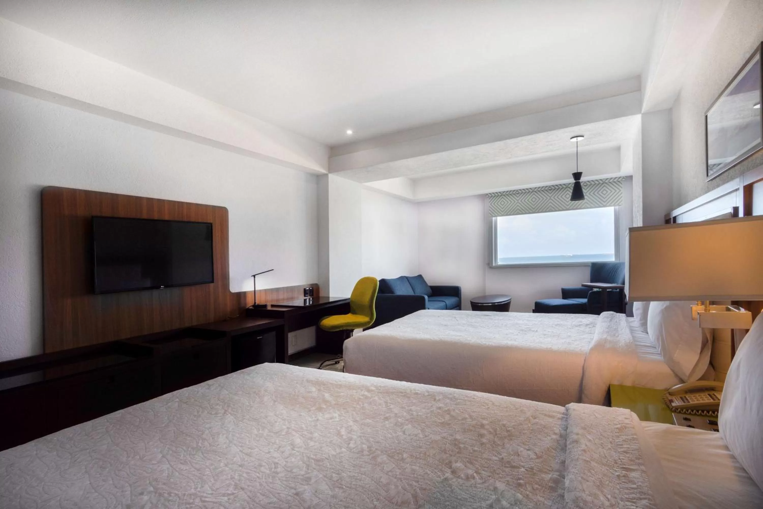 Bedroom, Bed in Hampton by Hilton Veracruz Boca Del Rio