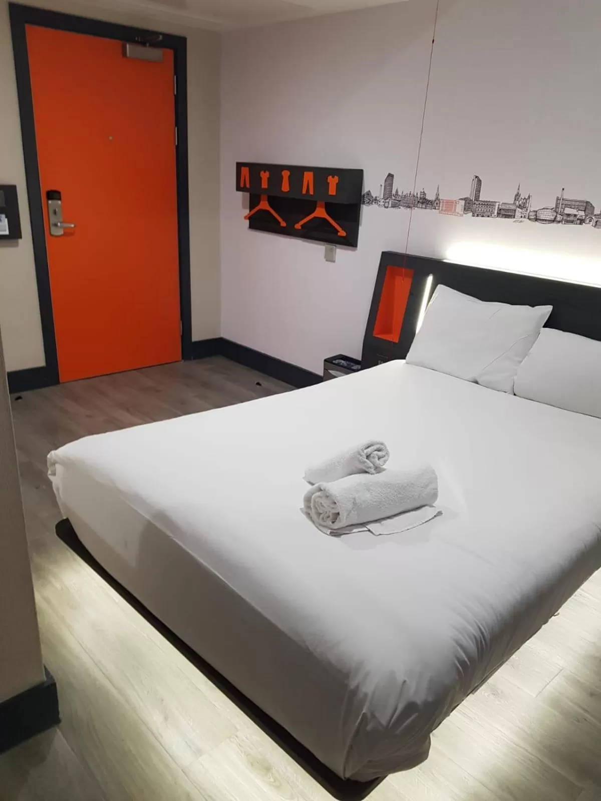 Bedroom, Bed in easyHotel Sheffield