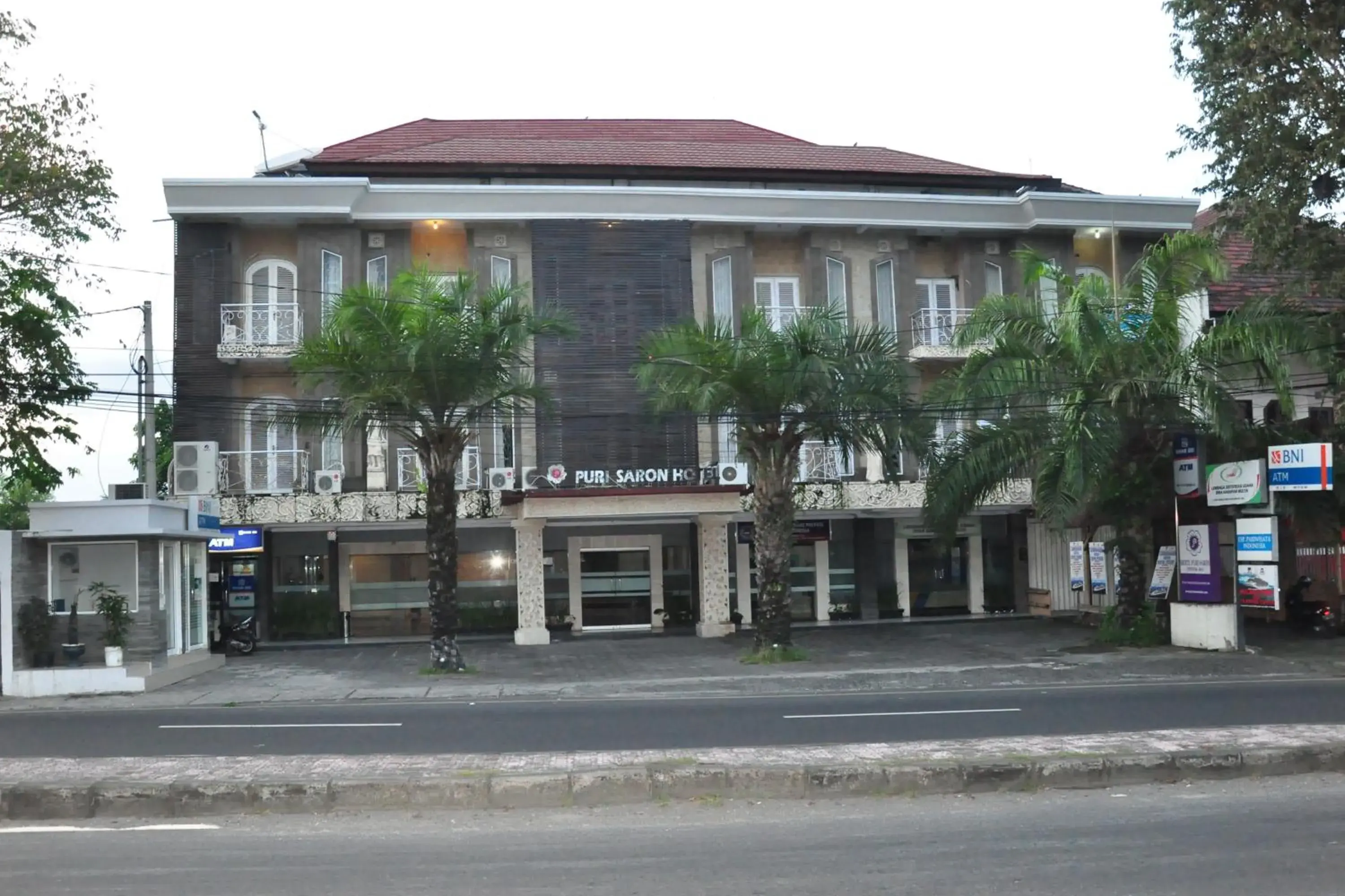 Facade/entrance, Property Building in Puri Saron Denpasar Hotel