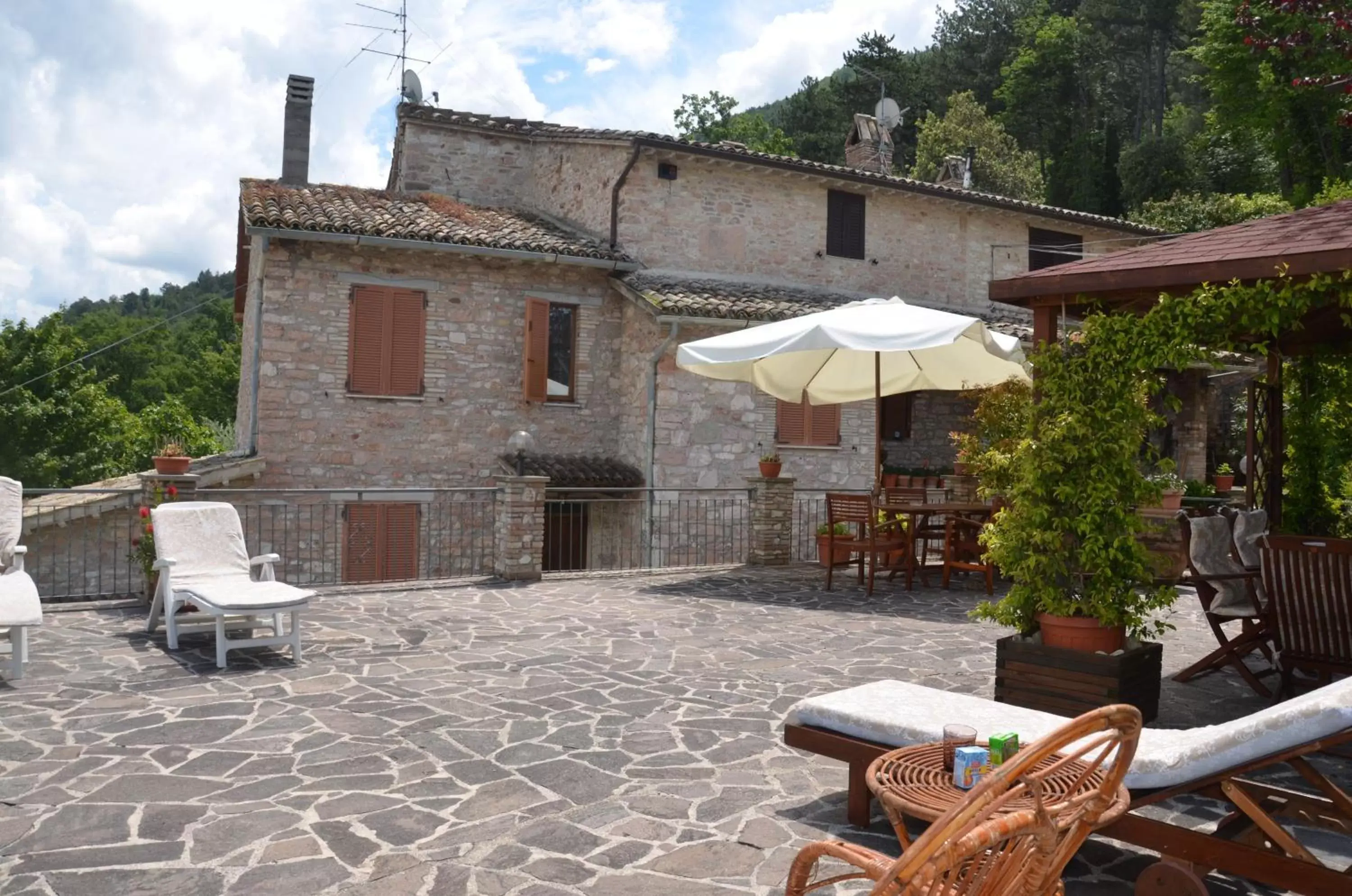 Balcony/Terrace, Property Building in B&B La Terrazza Del Subasio