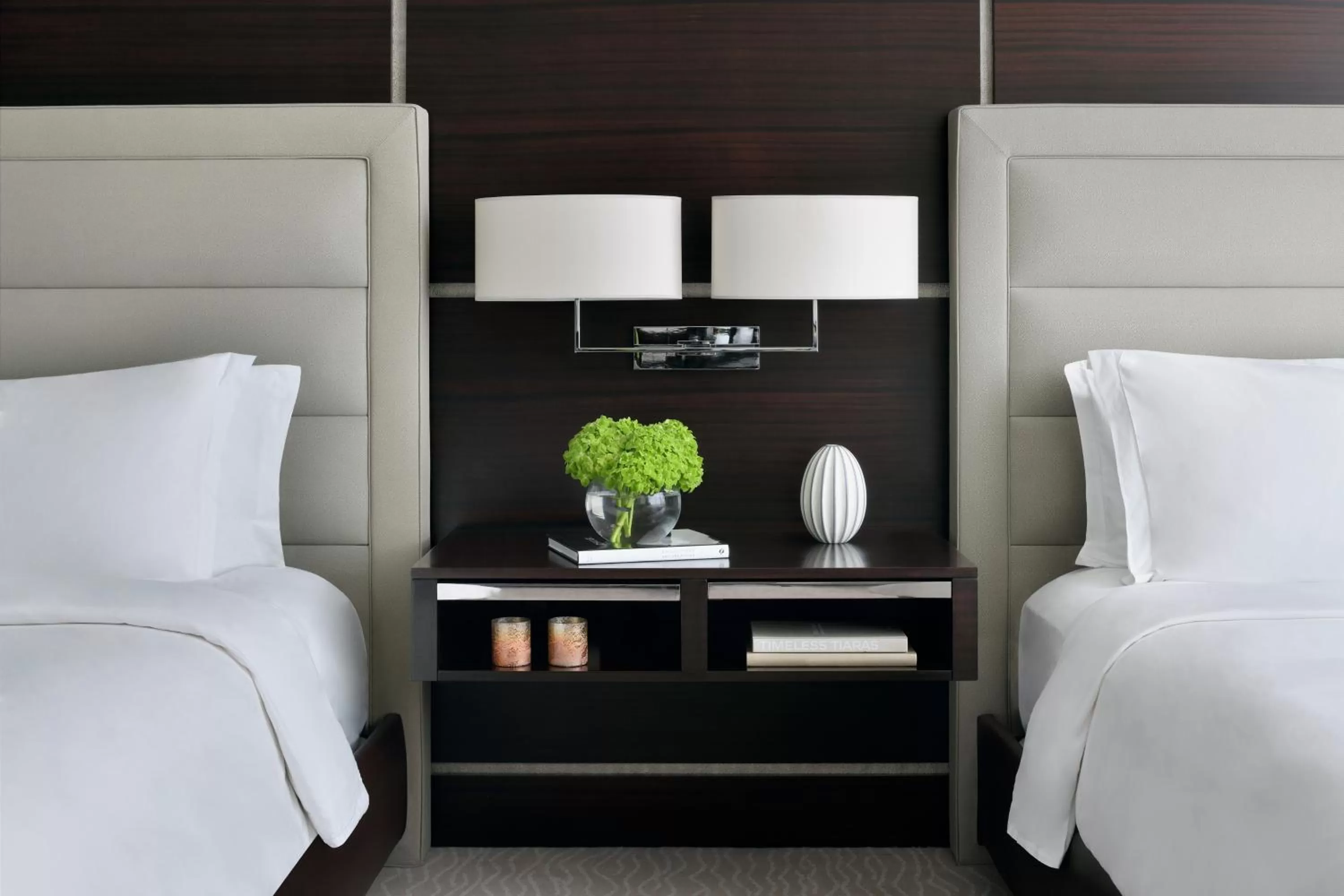 Bedroom, Bed in Rosewood Abu Dhabi