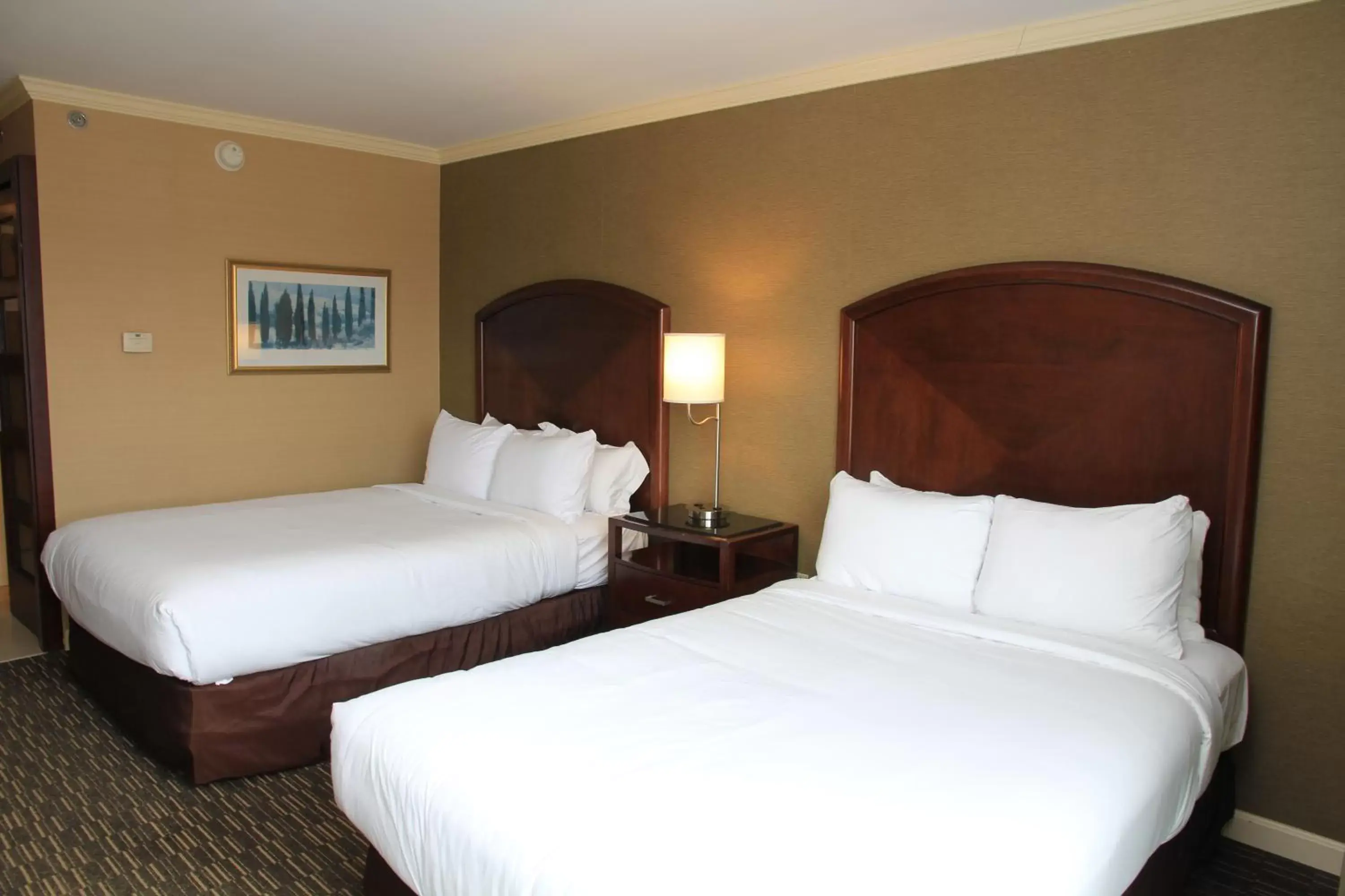 Bedroom, Bed in Wyndham Grand Pittsburgh