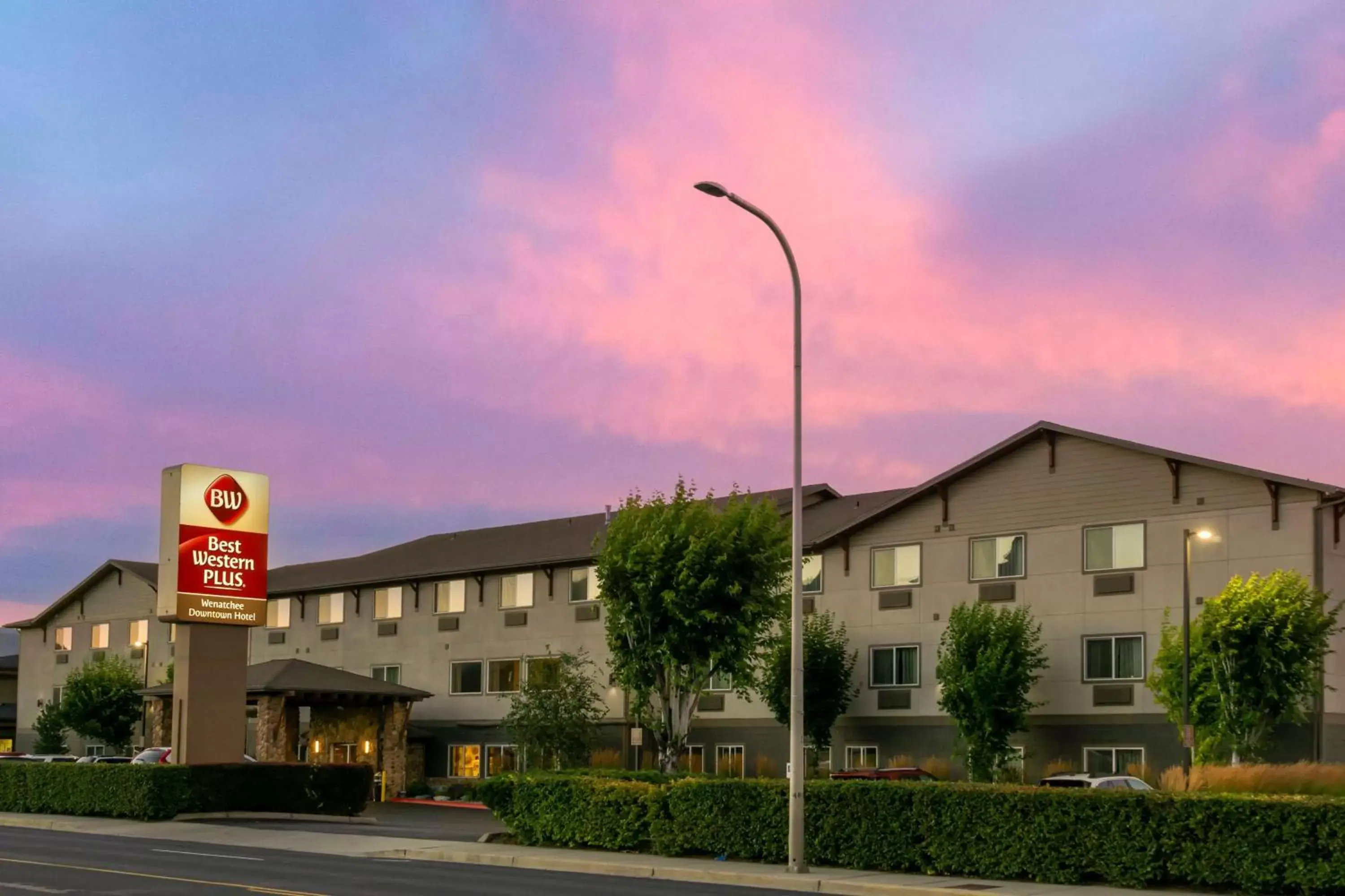 Property Building in Best Western Plus Wenatchee Downtown Hotel