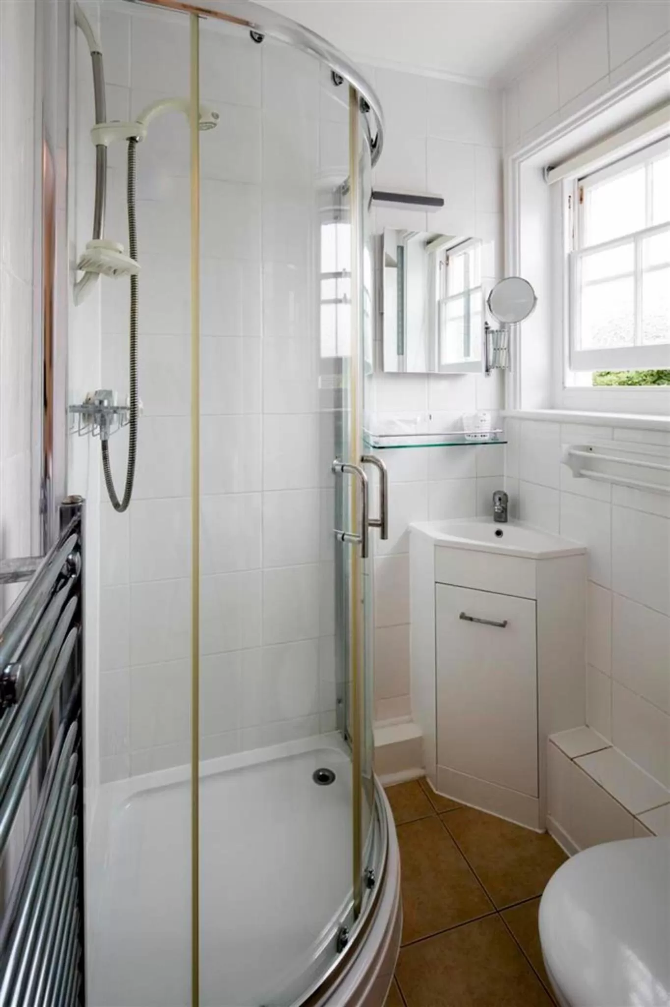 Bathroom in The Black Horse Inn