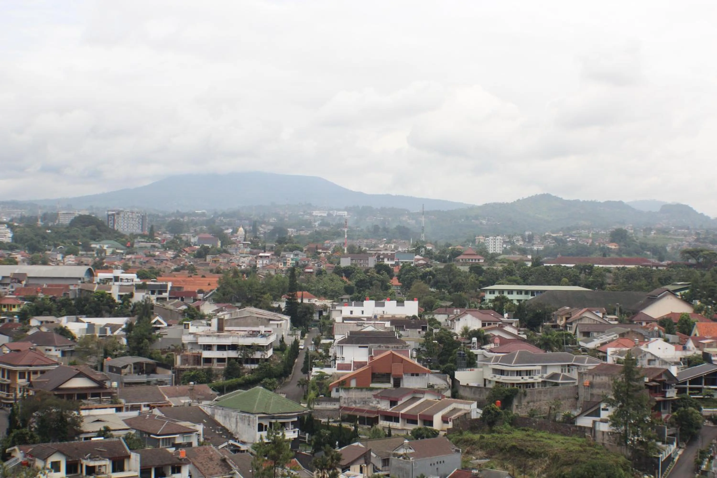 Neighbourhood in Amaris Hotel Setiabudhi - Bandung