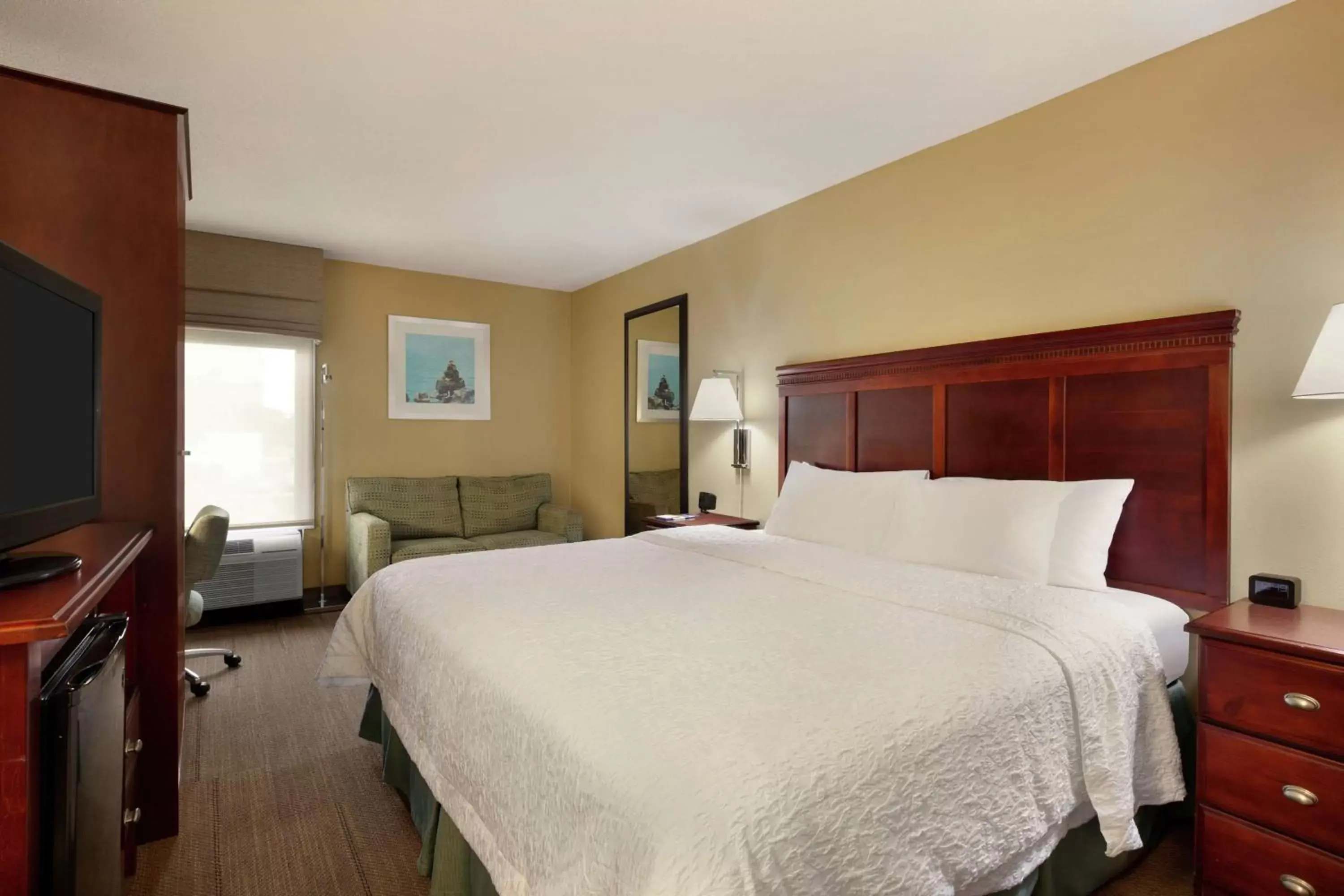 Bedroom, Bed in Hampton Inn Ft. Lauderdale-Cypress Creek