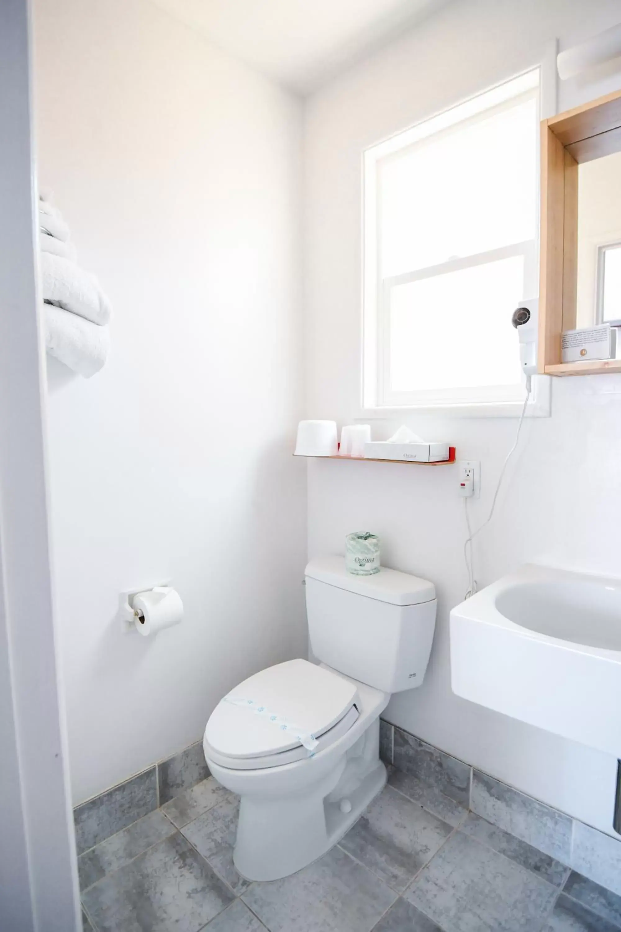 Bathroom in The Hamlet Inn