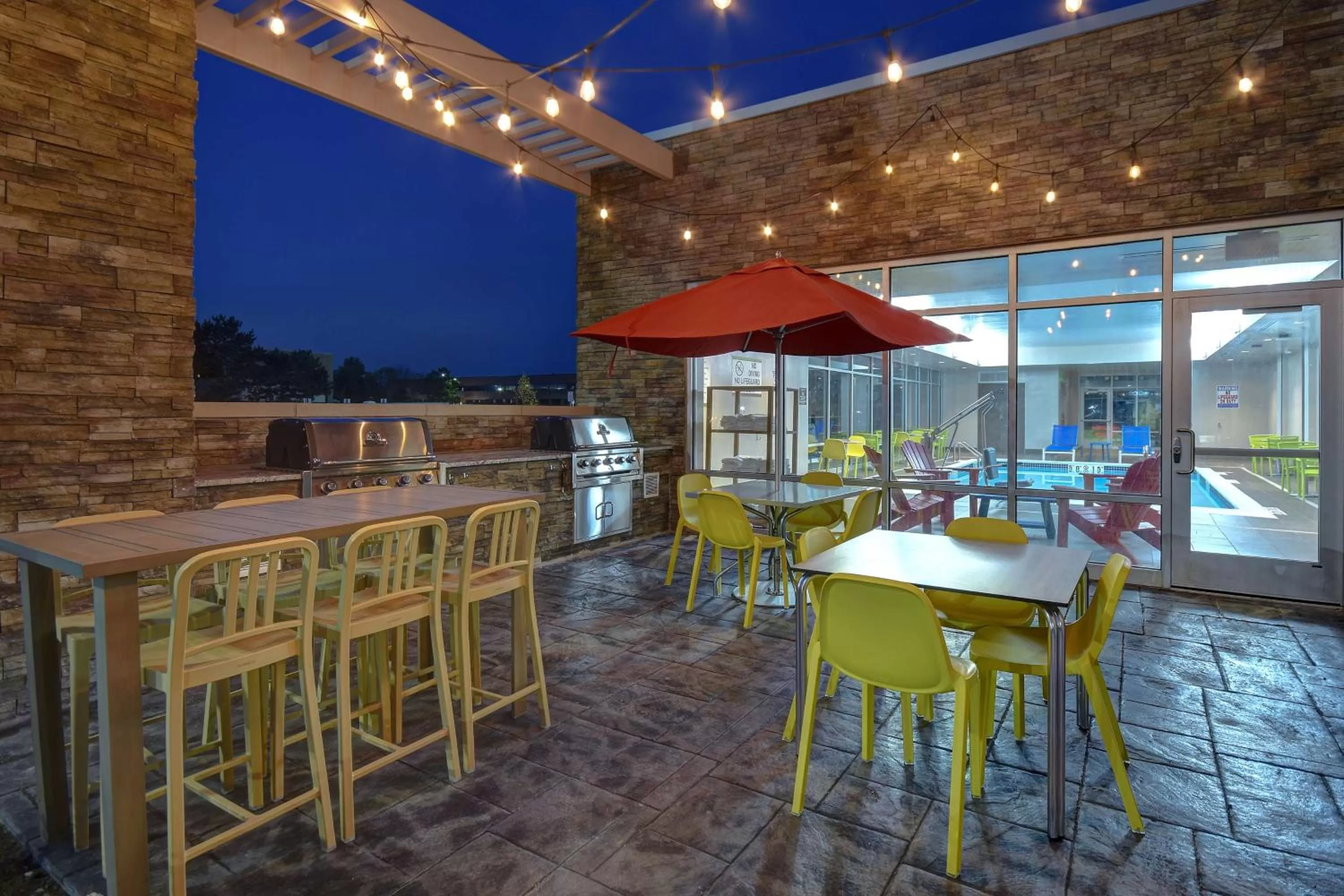 Patio in Home2 Suites by Hilton Troy