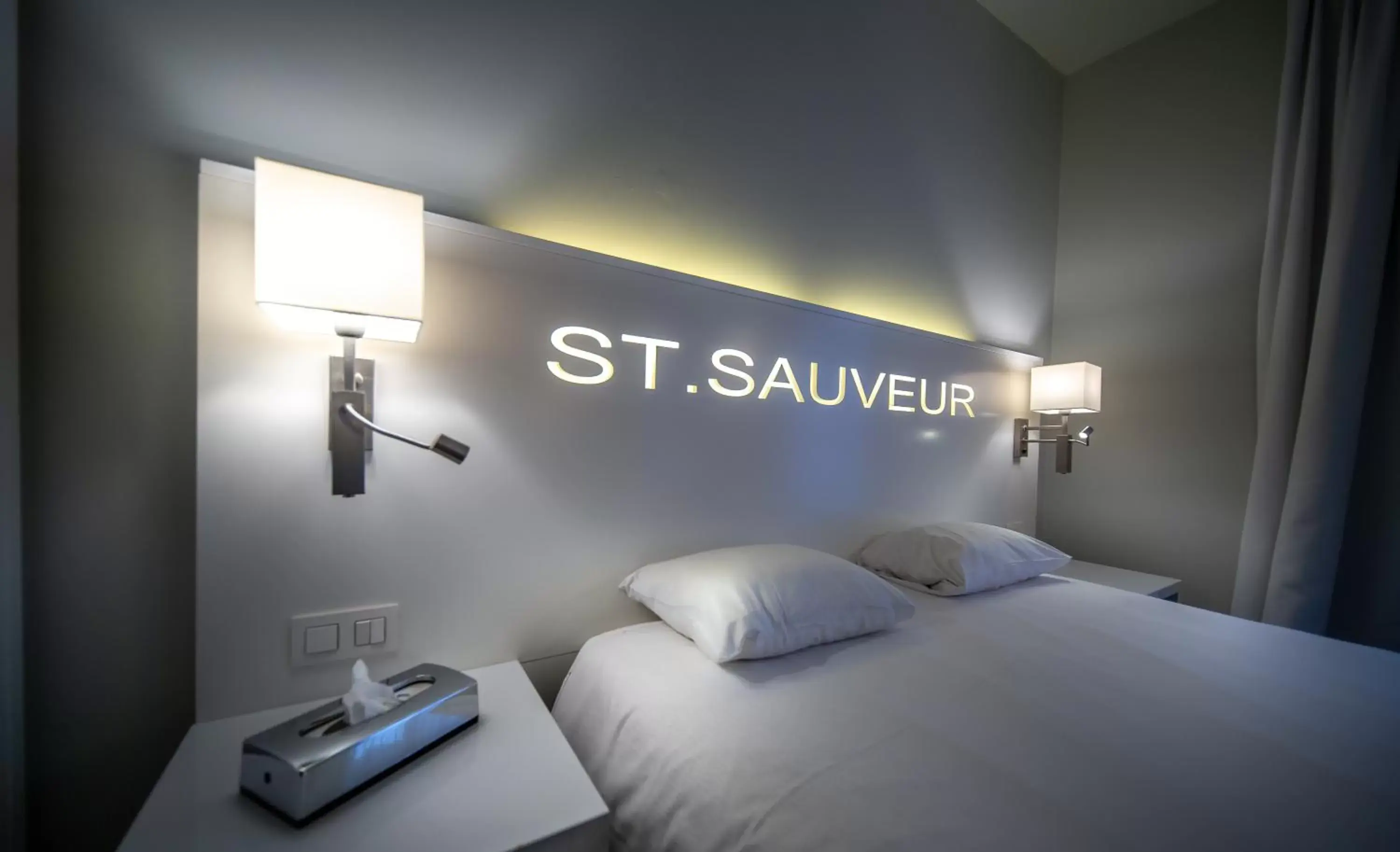 Bed in Hotel Saint Sauveur by WP Hotels