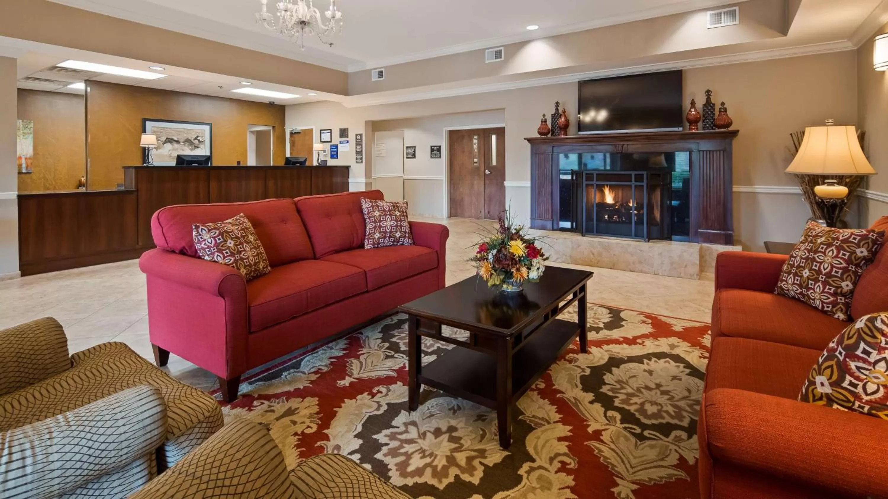 Lobby or reception in Best Western Plus Louisa
