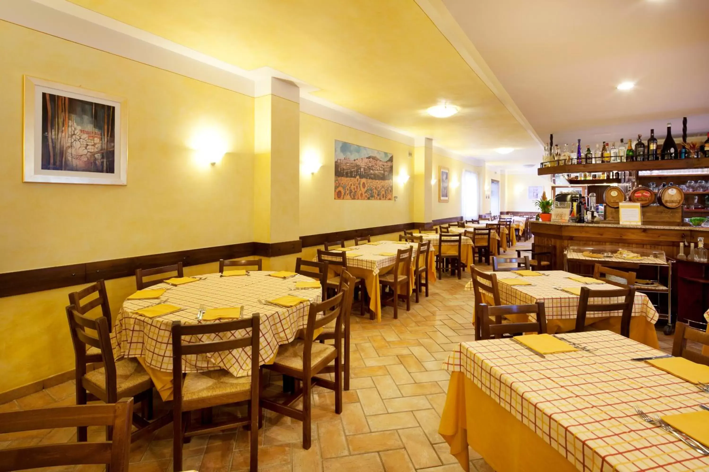 Restaurant/Places to Eat in Hotel Bellavista