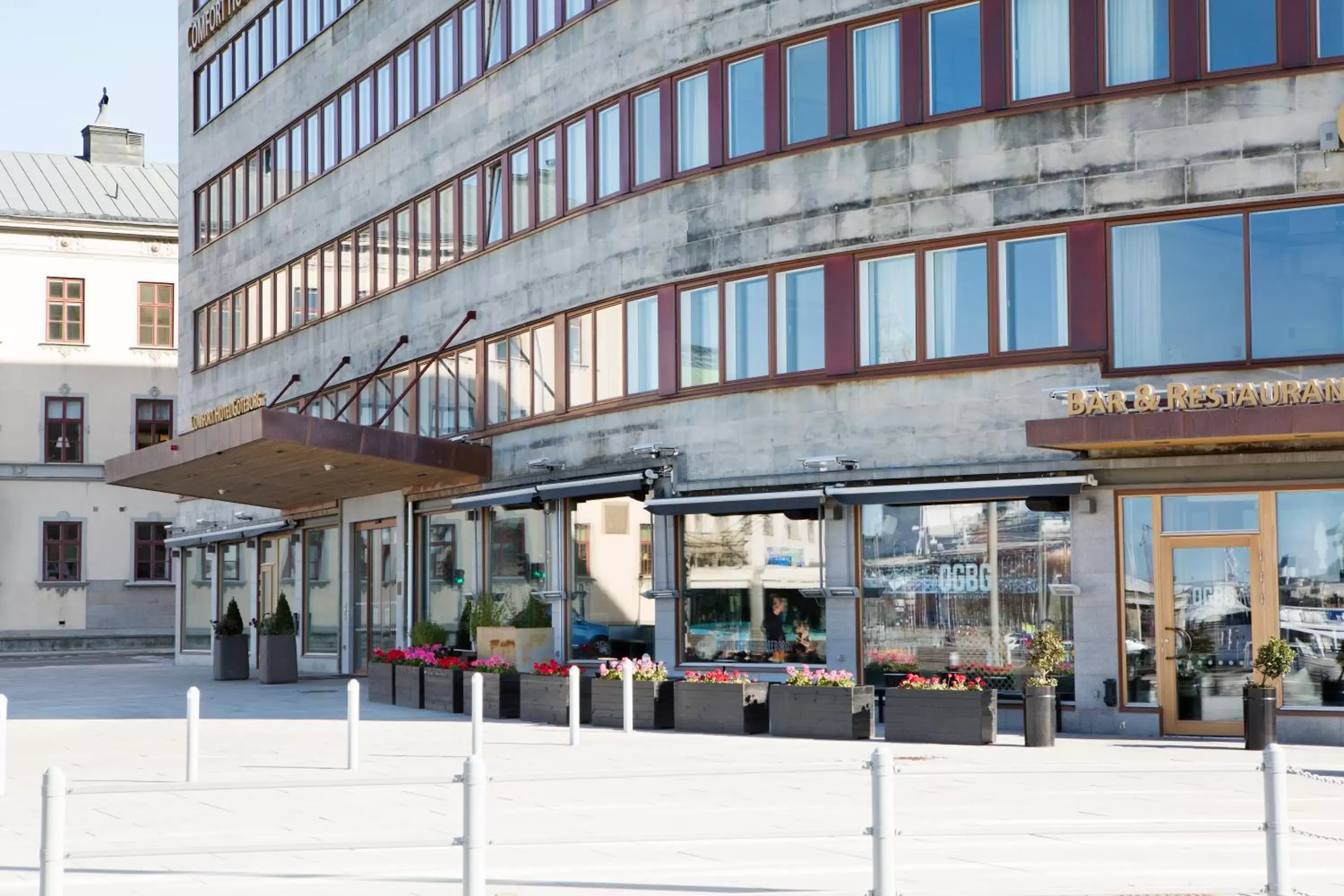 Facade/entrance, Property Building in Comfort Hotel Göteborg