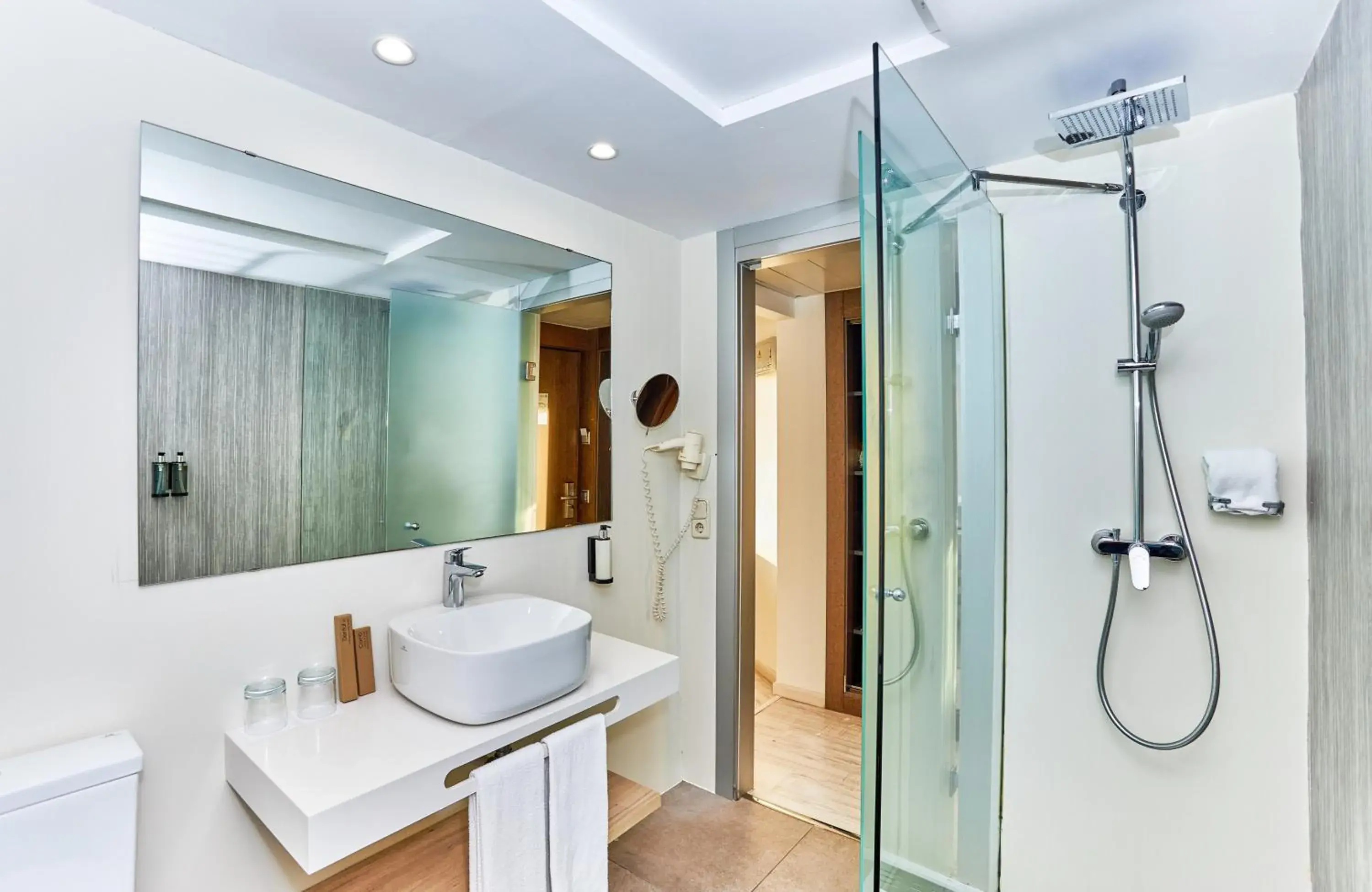 Shower, Bathroom in Leonardo Royal Hotel Mallorca
