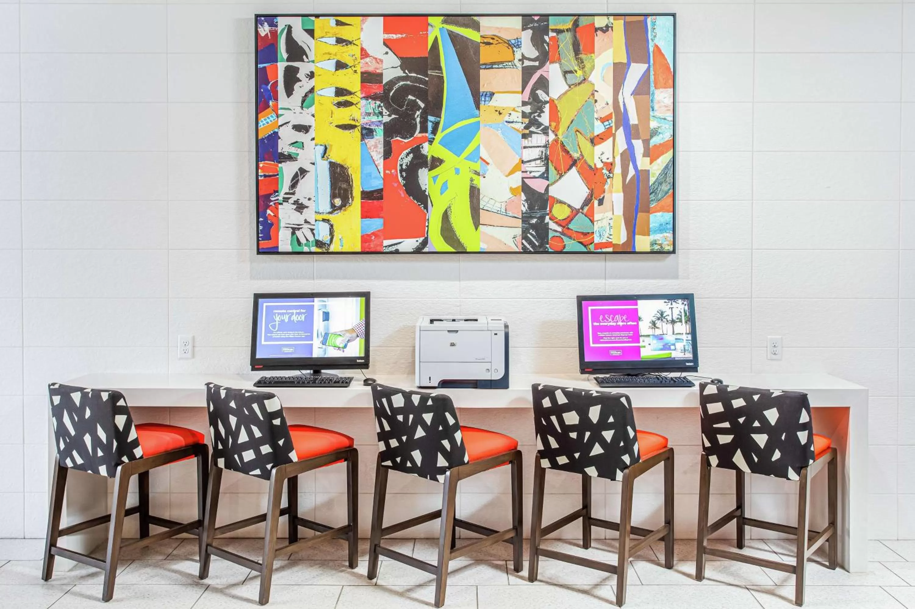 Business facilities in Hampton Inn Pensacola Beach