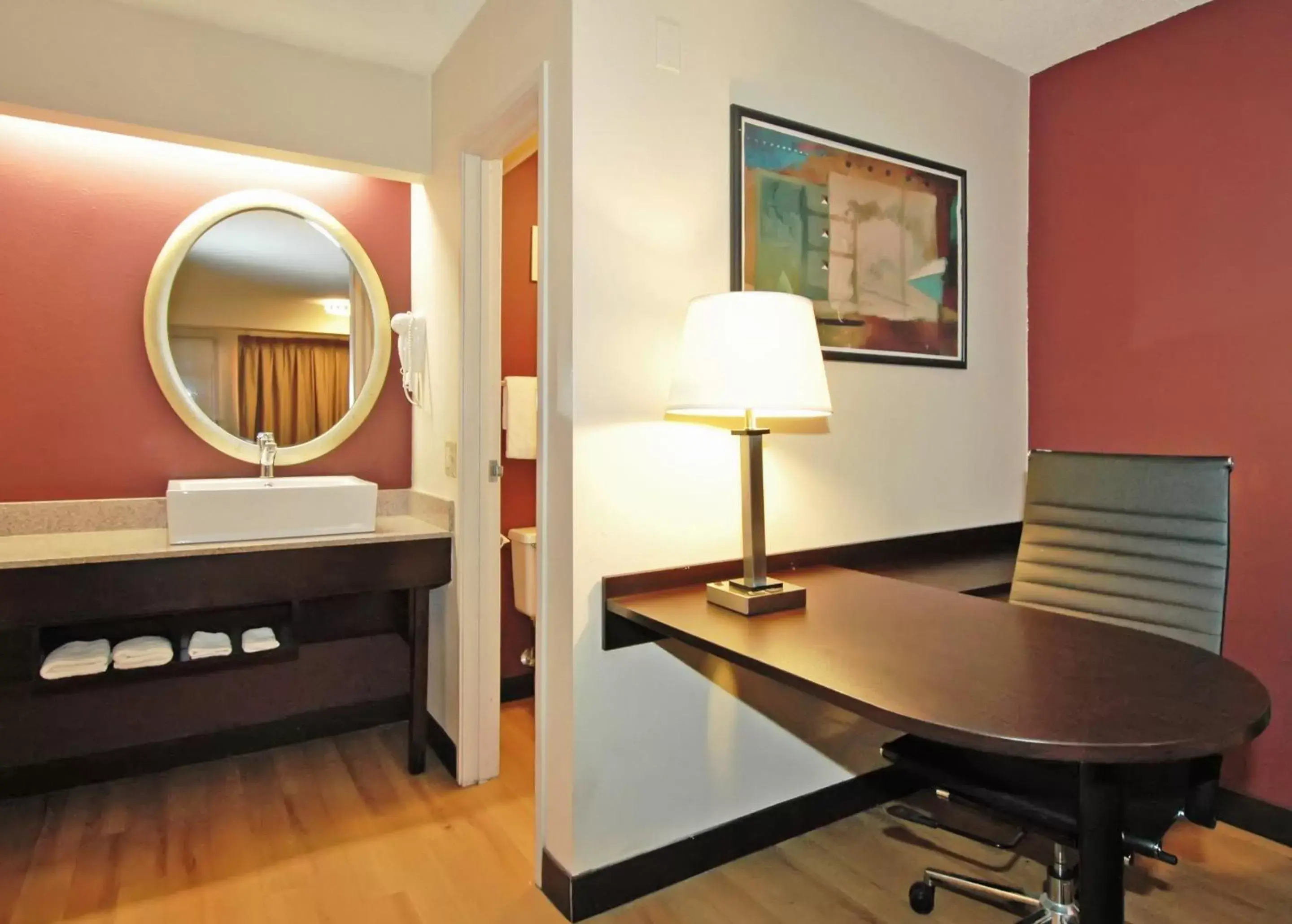 Photo of the whole room, Bed in Red Roof PLUS Chicago - Hoffman Estates Photo of the whole room, Bed in Red Roof PLUS Chicago - Hoffman Estates