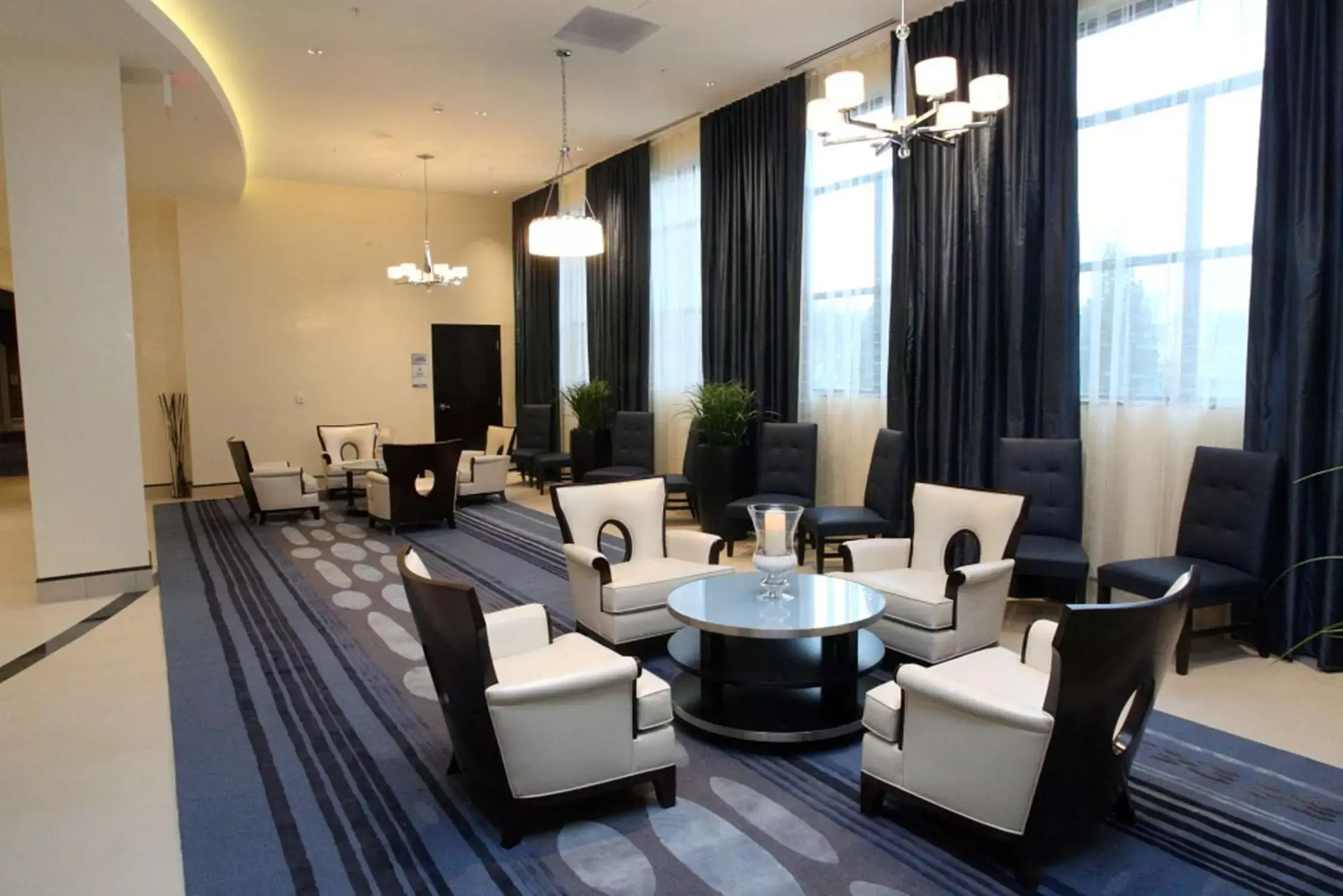 Lobby or reception, Restaurant/Places to Eat in Hilton Richmond Hotel & Spa Short Pump