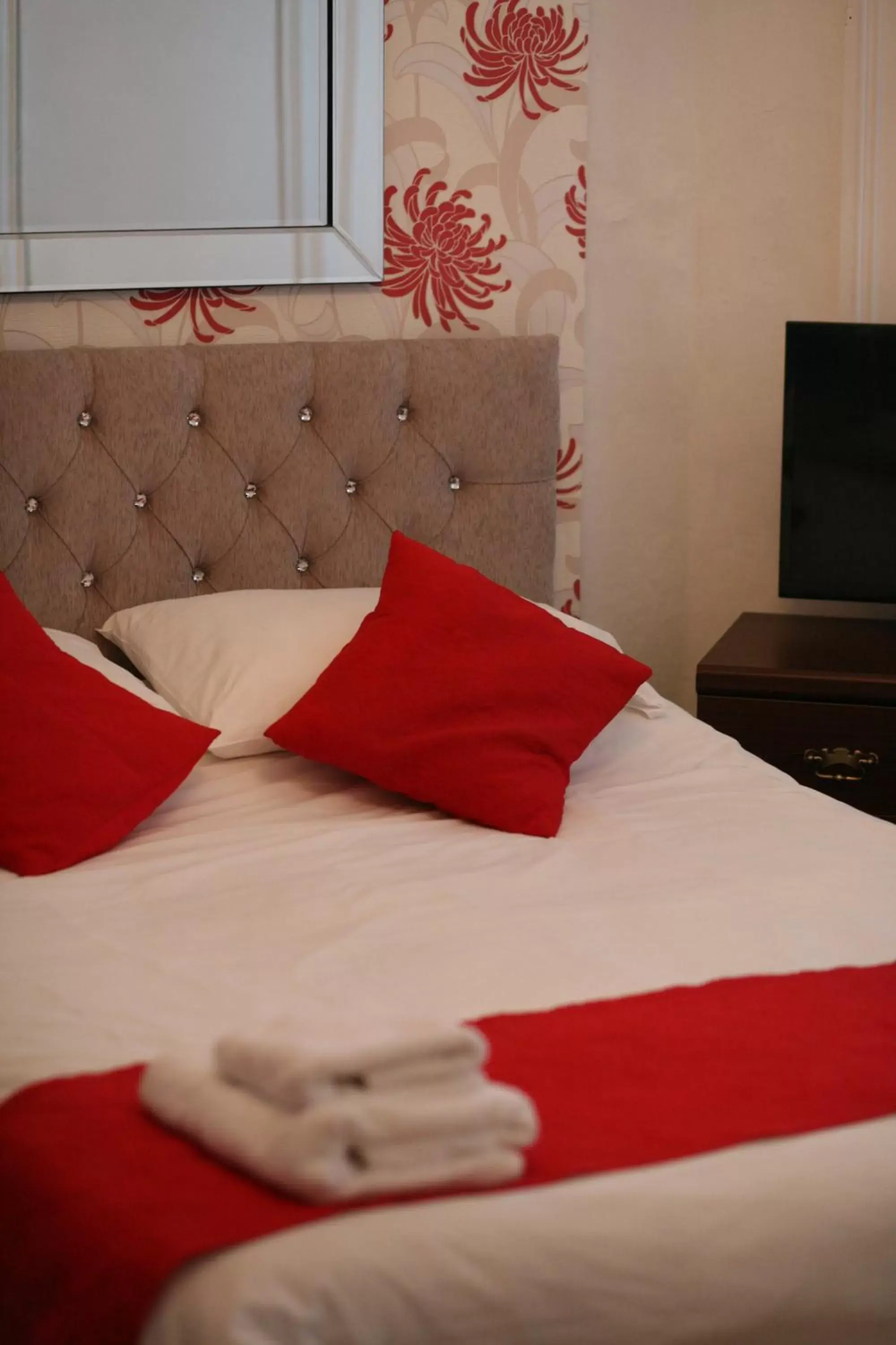 Bed in Highlands Hotel