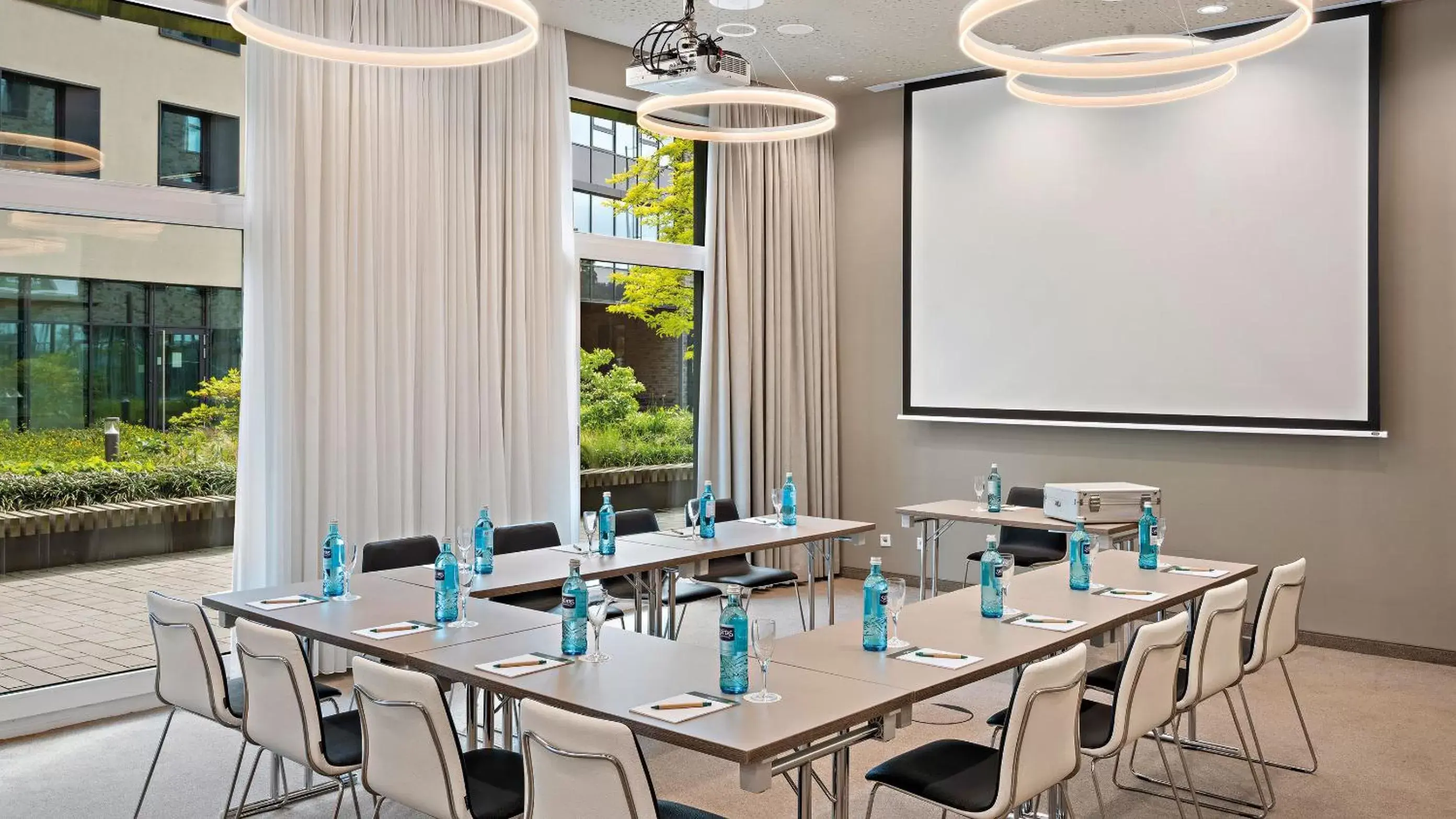 Meeting/conference room in Styles Hotel Monheim