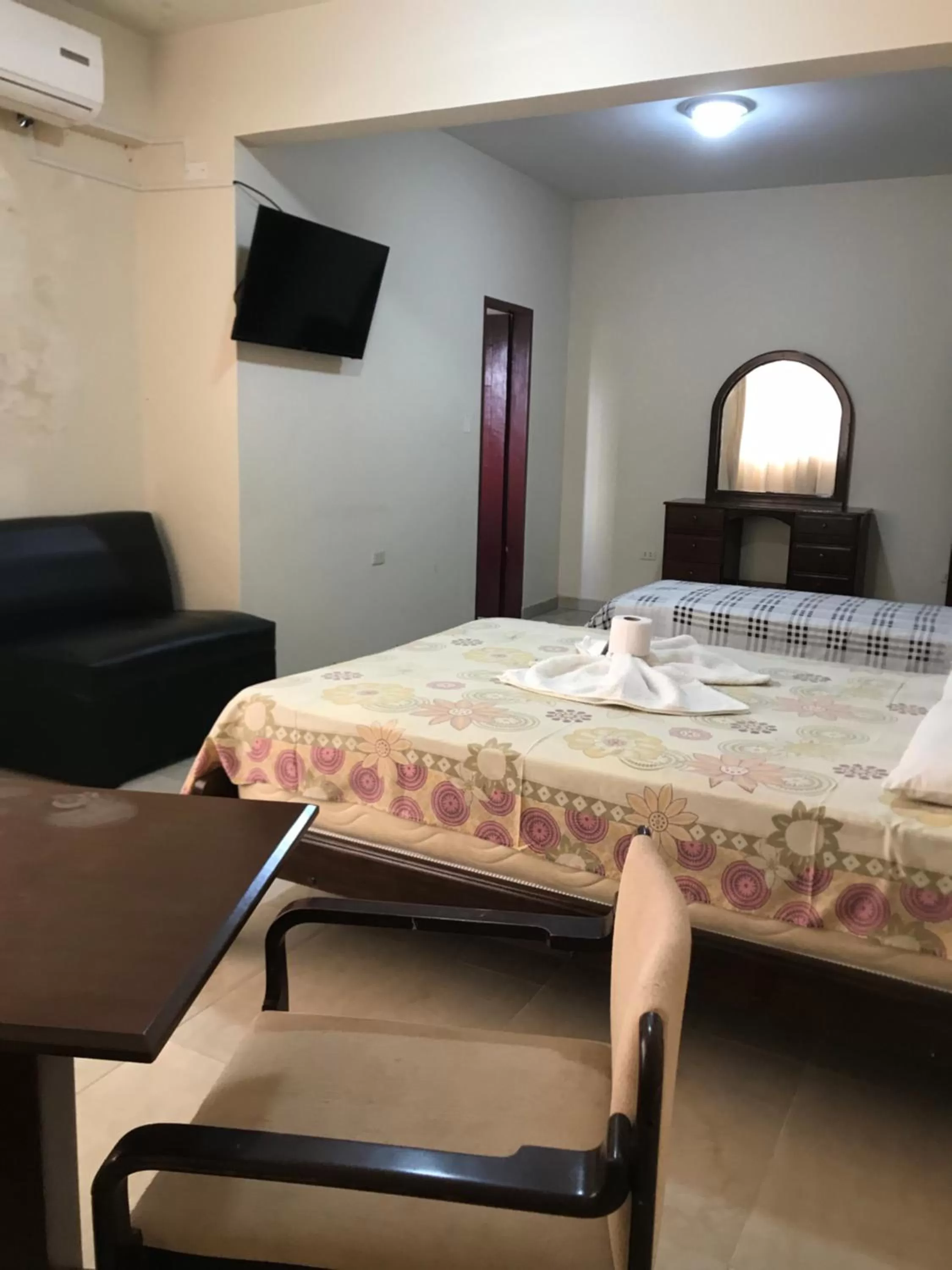 TV and multimedia, Bed in Hotel Viru Viru II