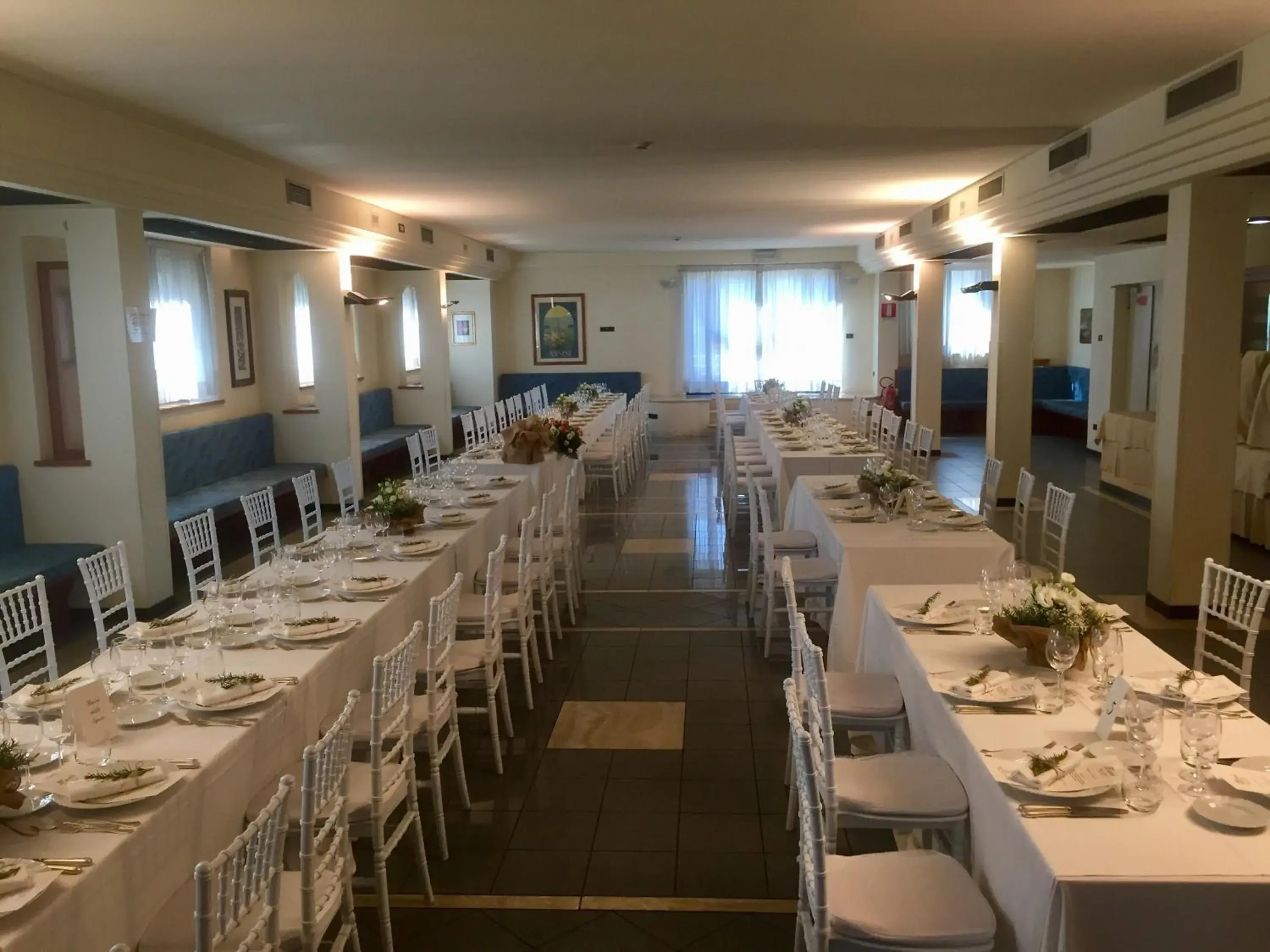 Restaurant/places to eat in Hotel Cristallo di La Rosetta Srl Restaurant/places to eat in Hotel Cristallo di La Rosetta Srl