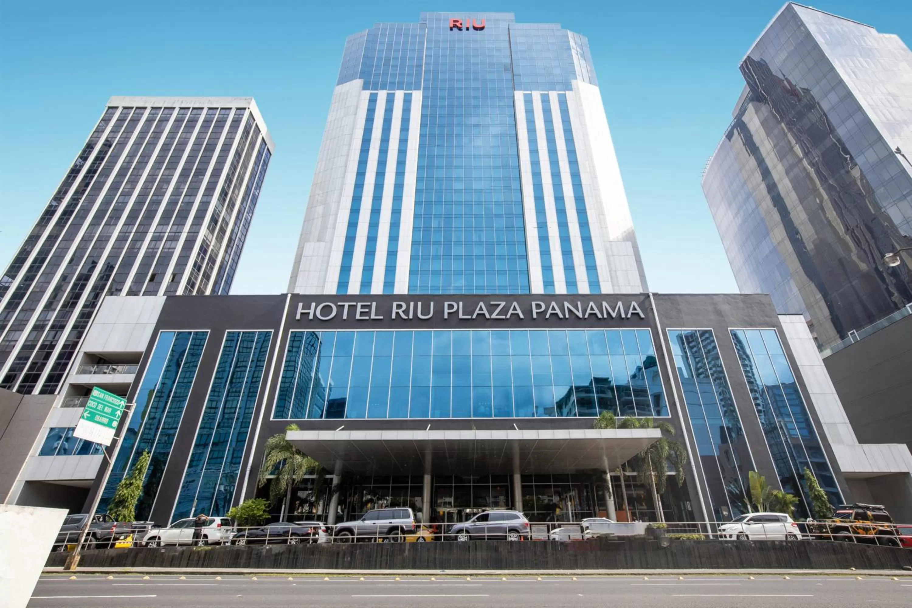 Property building in Riu Plaza Panamá