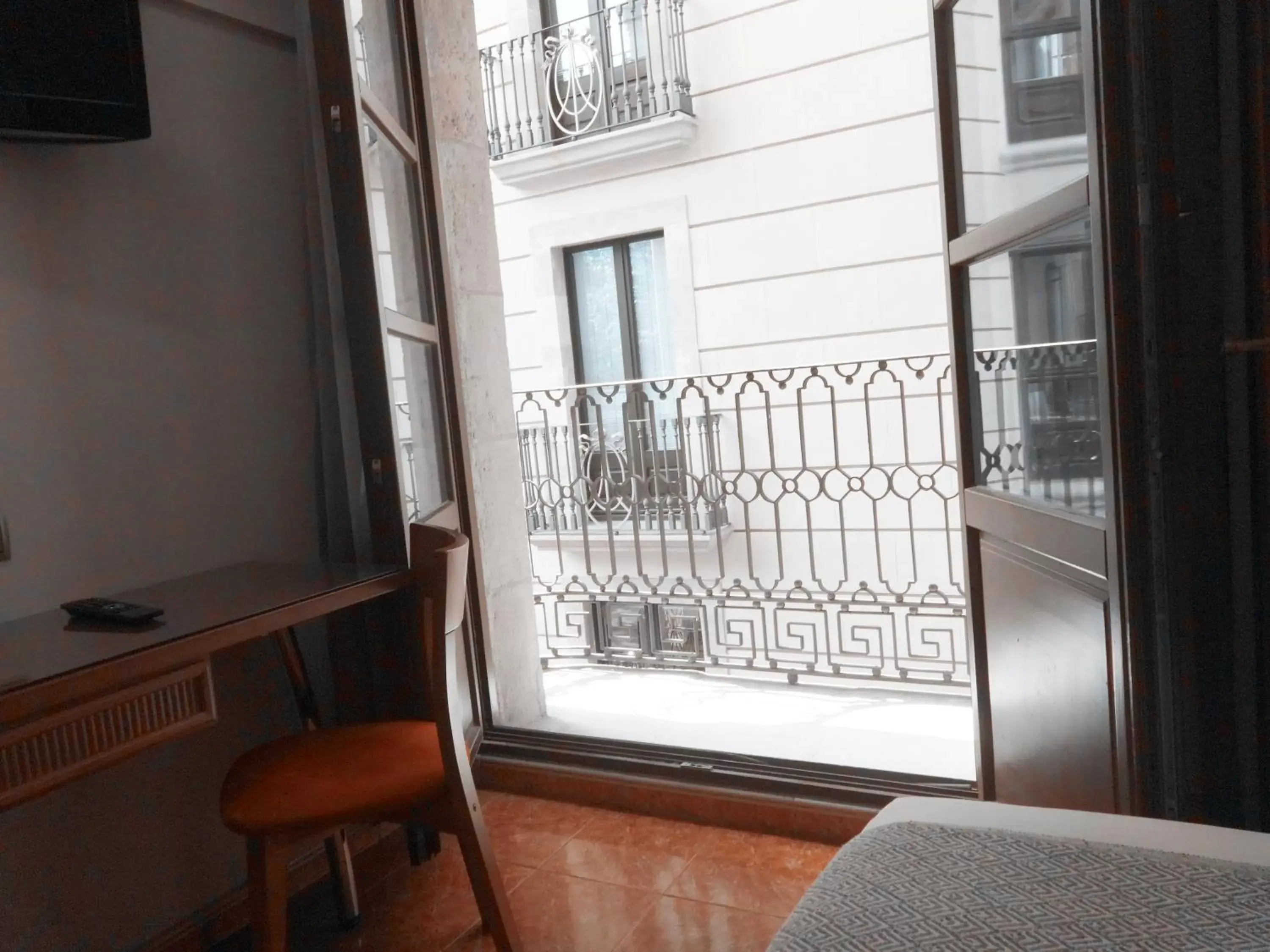 TV and multimedia in Hotel Lloret Ramblas