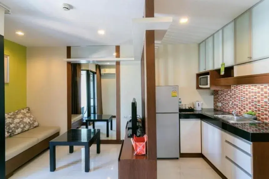 Kitchen/Kitchenette in Silom Forest Exclusive Residence