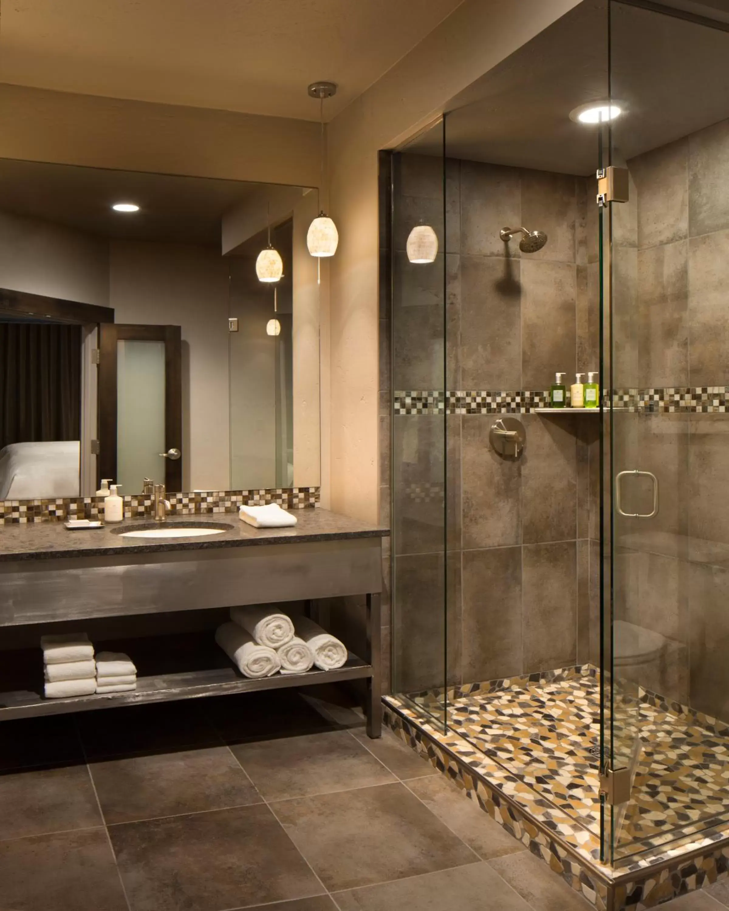 Shower, Bathroom in Firebrand Hotel