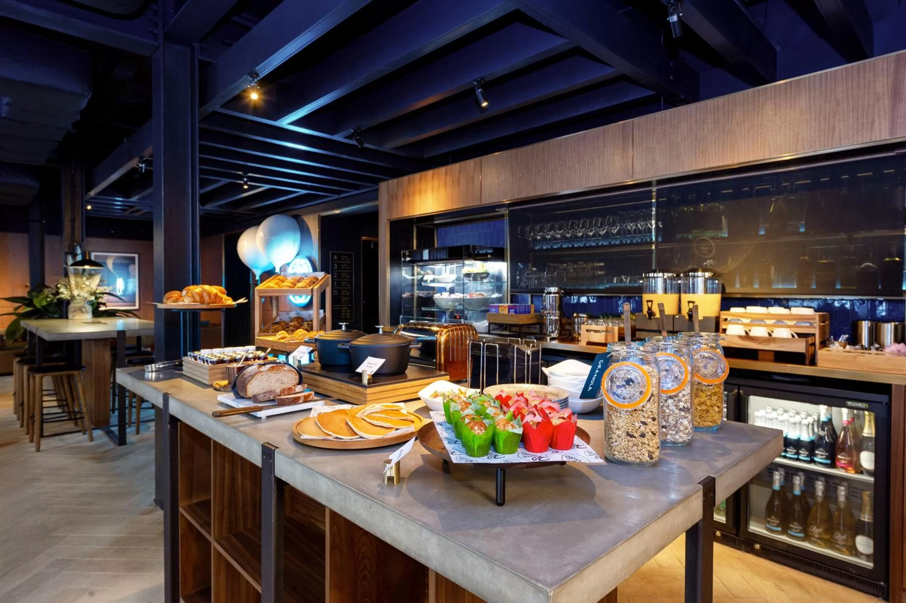 Food and drinks in Wilde Aparthotels Edinburgh Grassmarket